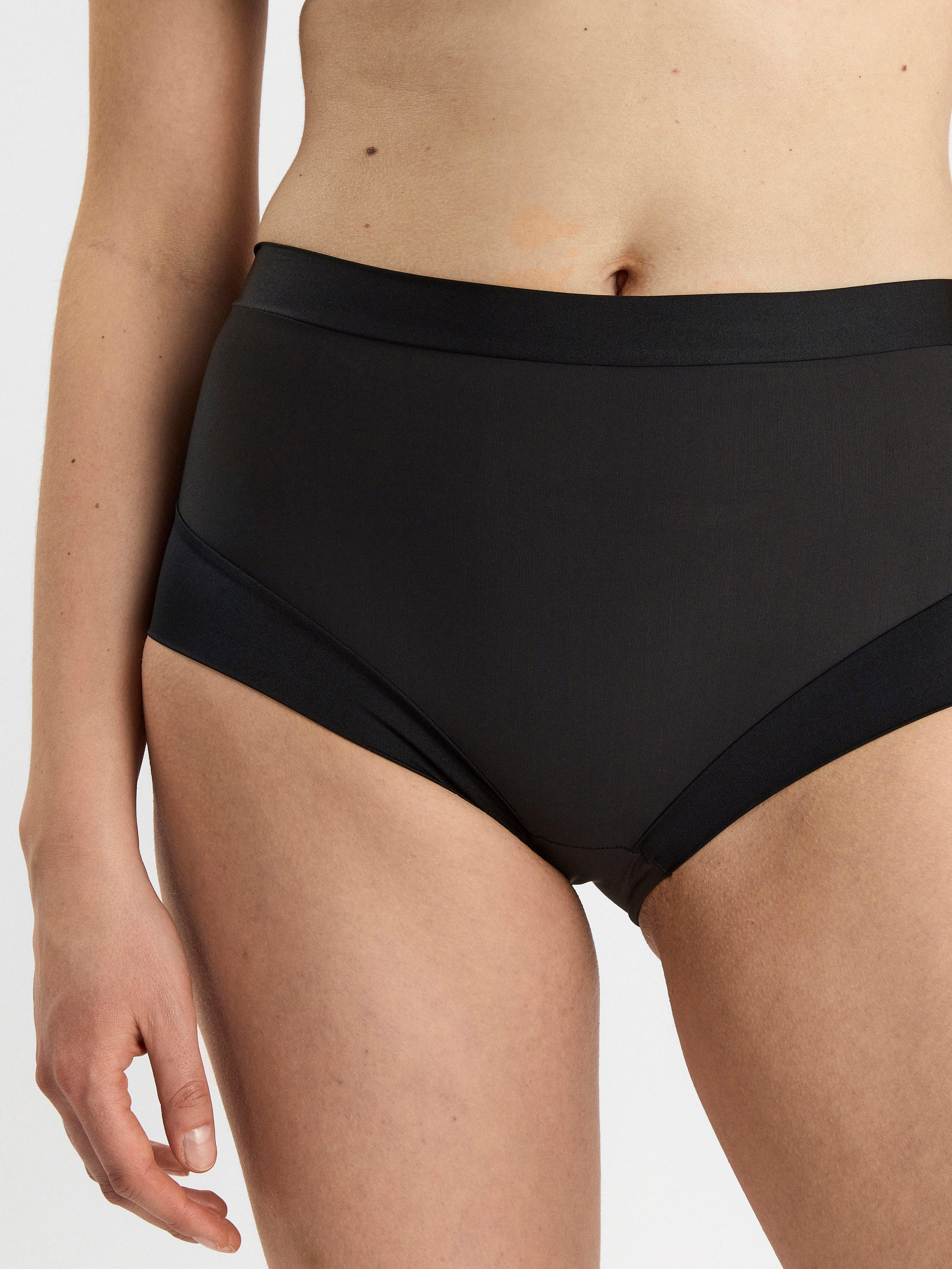 Light support shaping briefs Black
