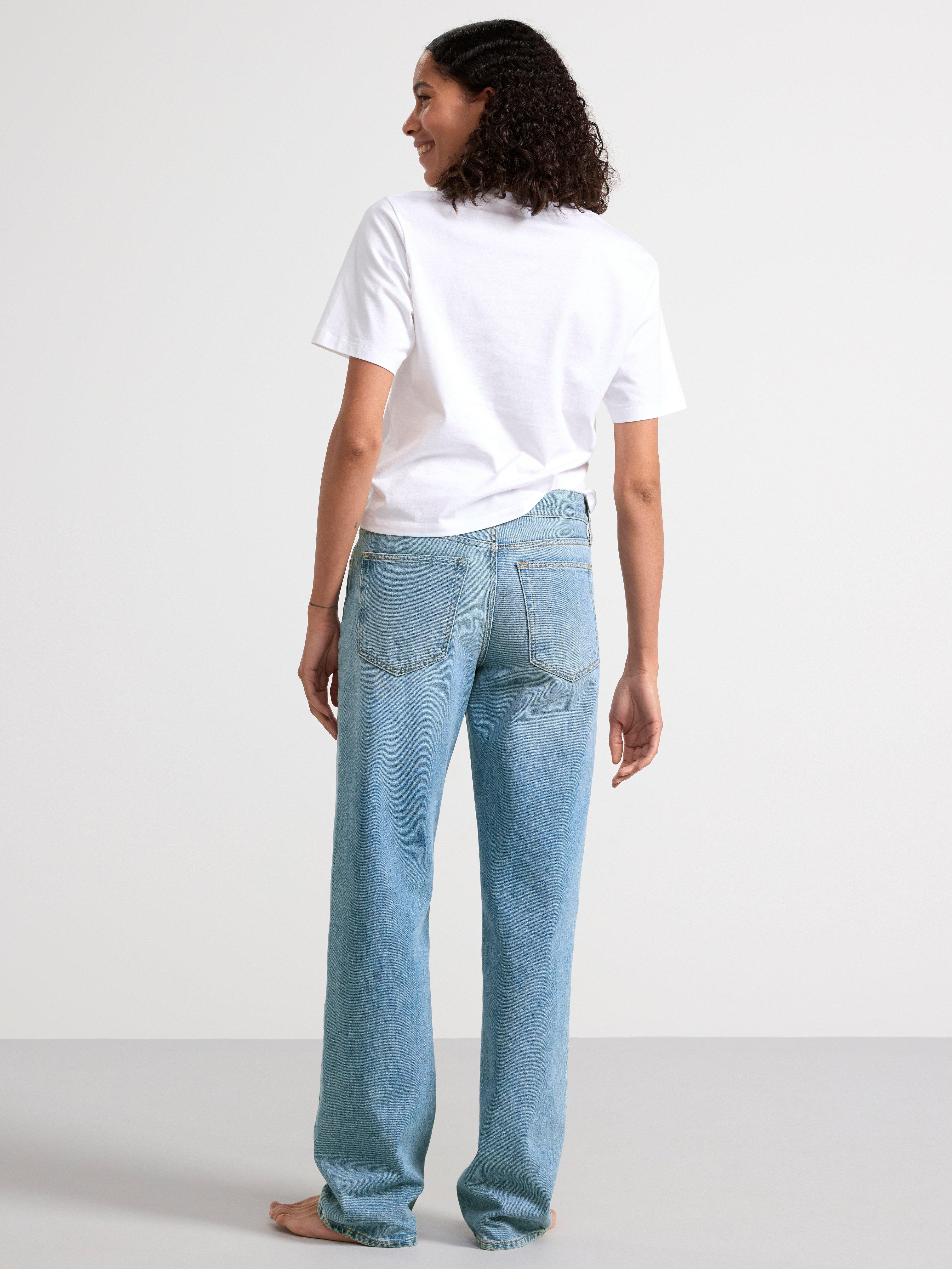 SIA Straight regular waist jeans with extra long legs Denim blue