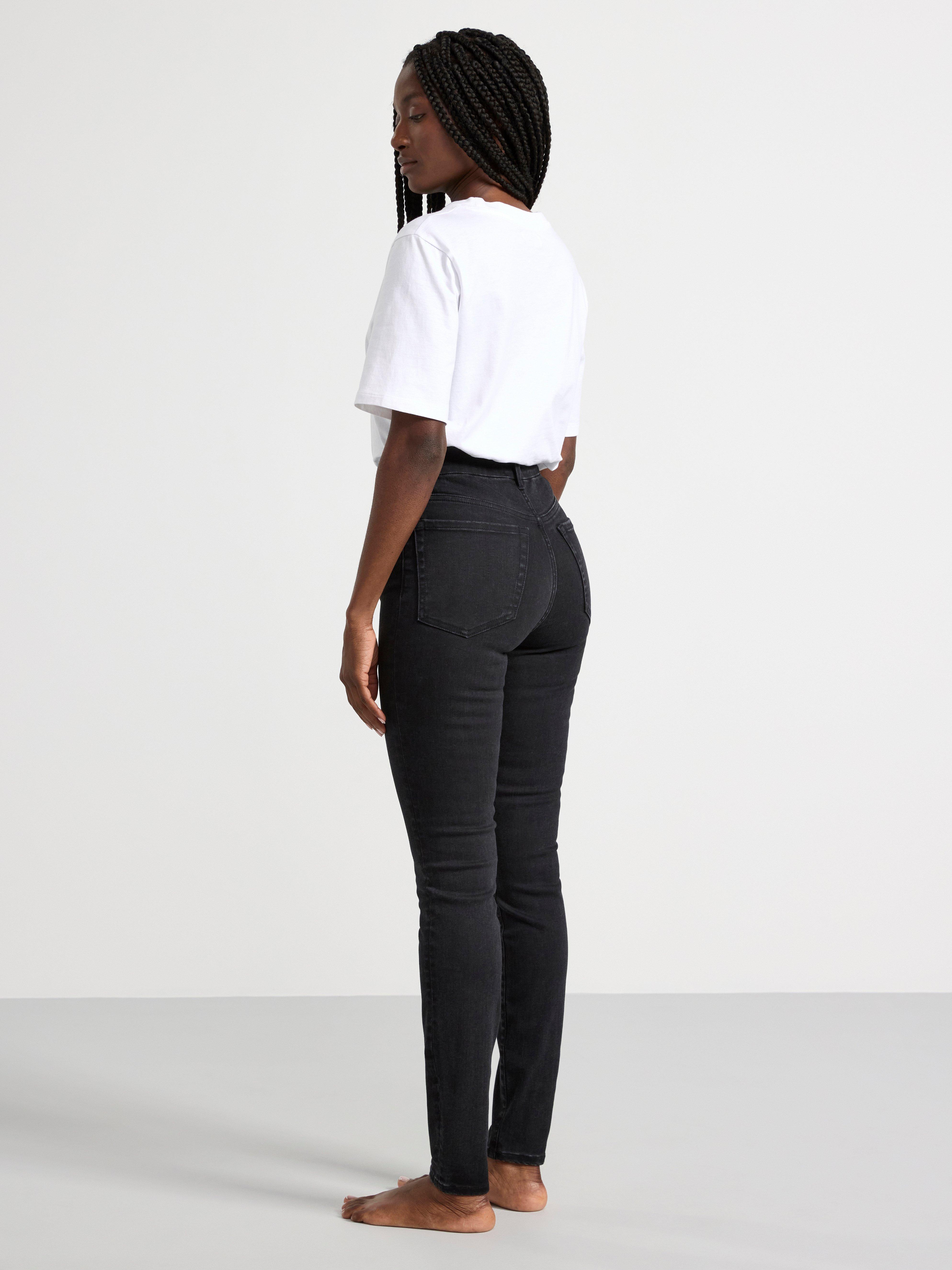CLARA Curve super stretch slim fit jeans with high waist Black
