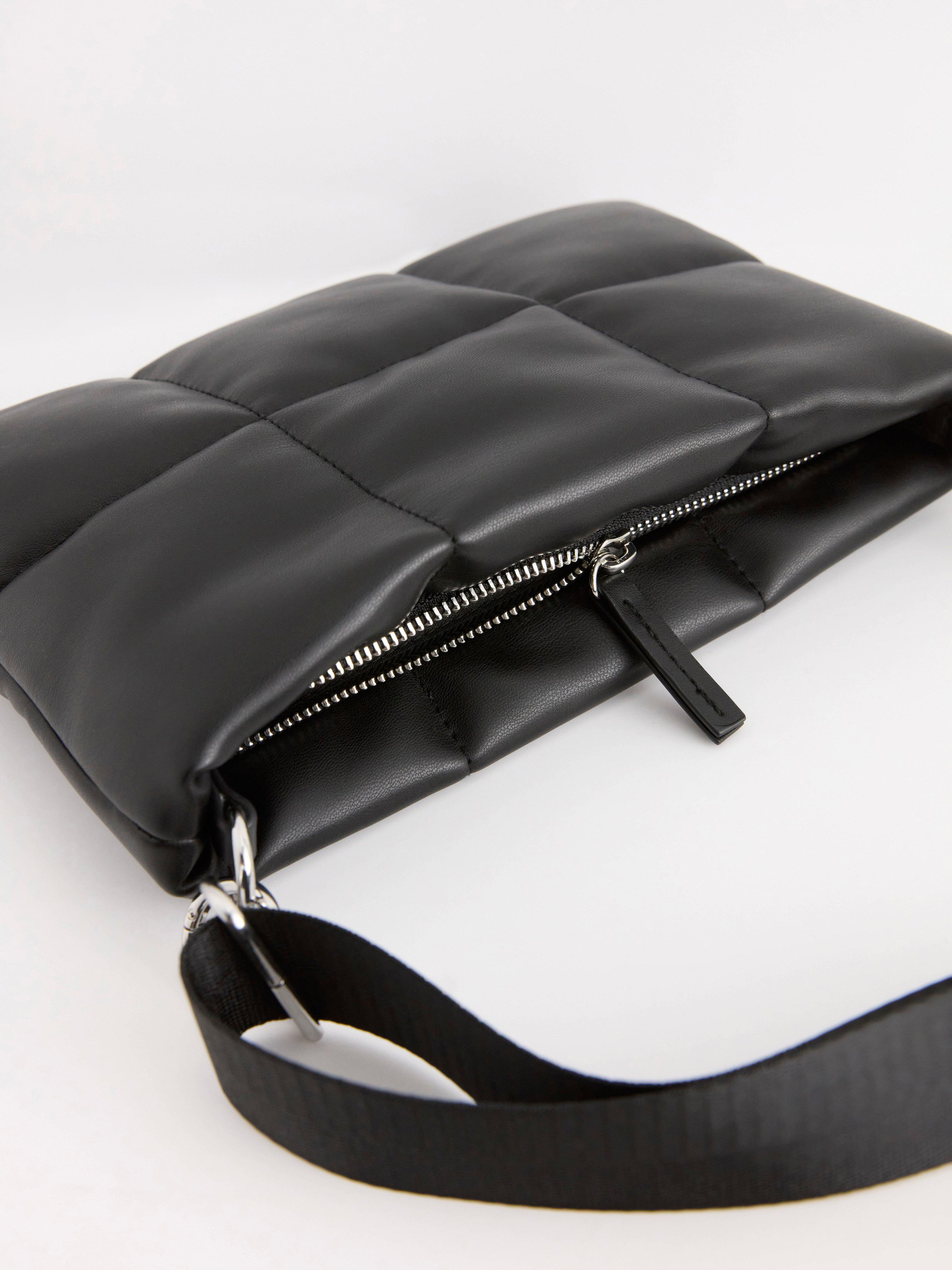 Quilted shoulder bag Black