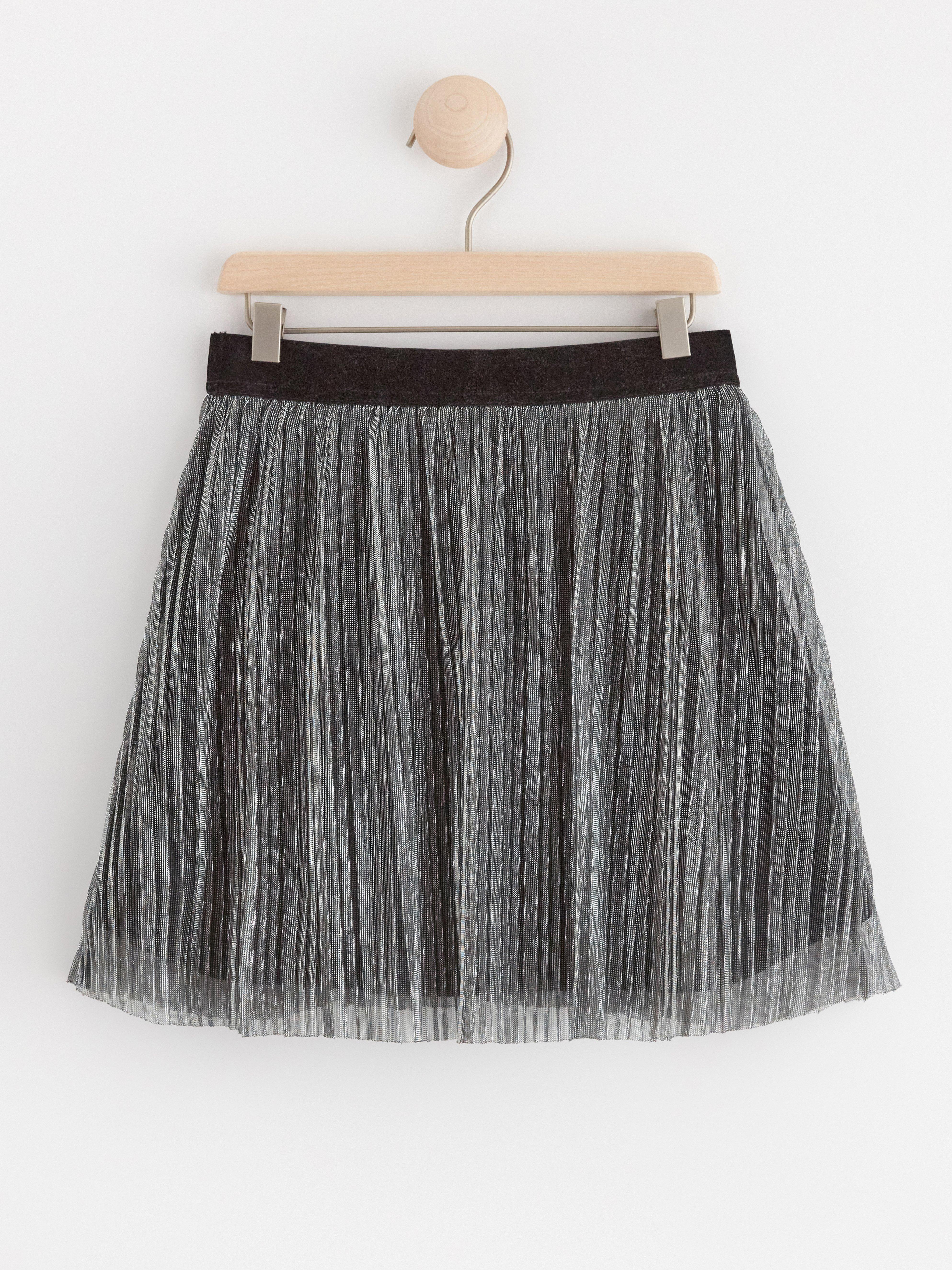 Skirt with pleats Black