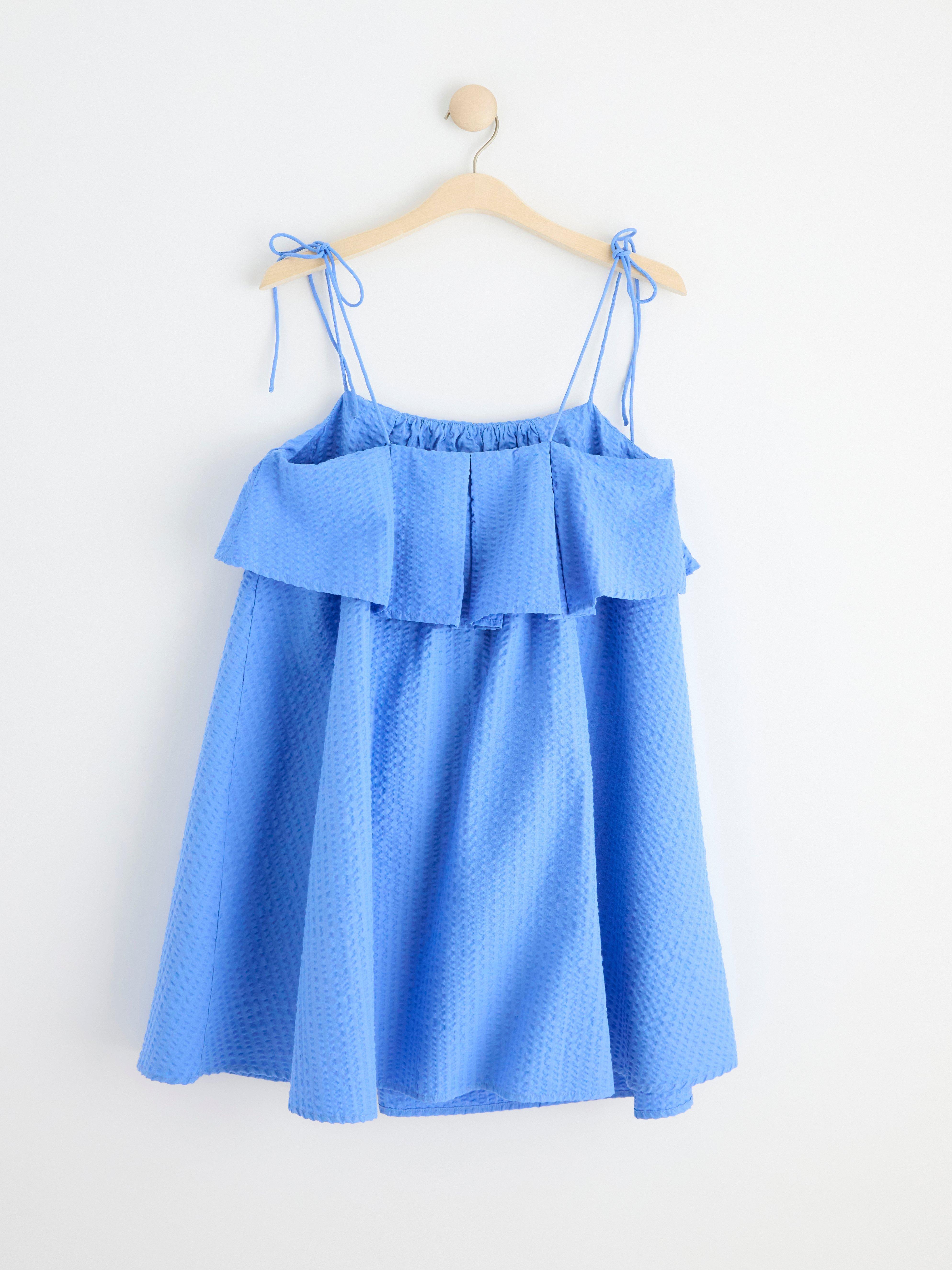 Seersucker dress – Curated by Elsa & Sofia Blue