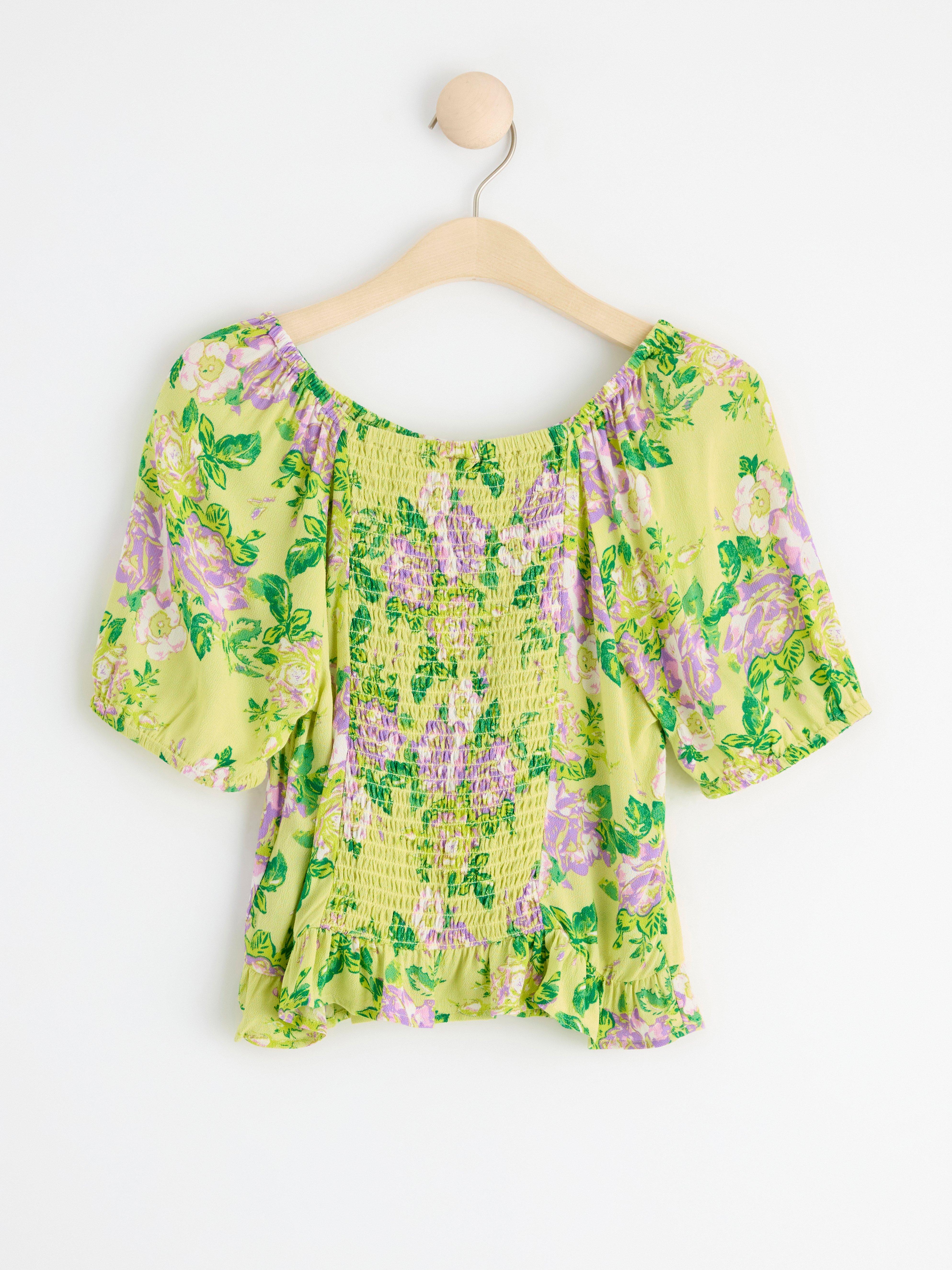 Puff sleeve blouse Light Lime