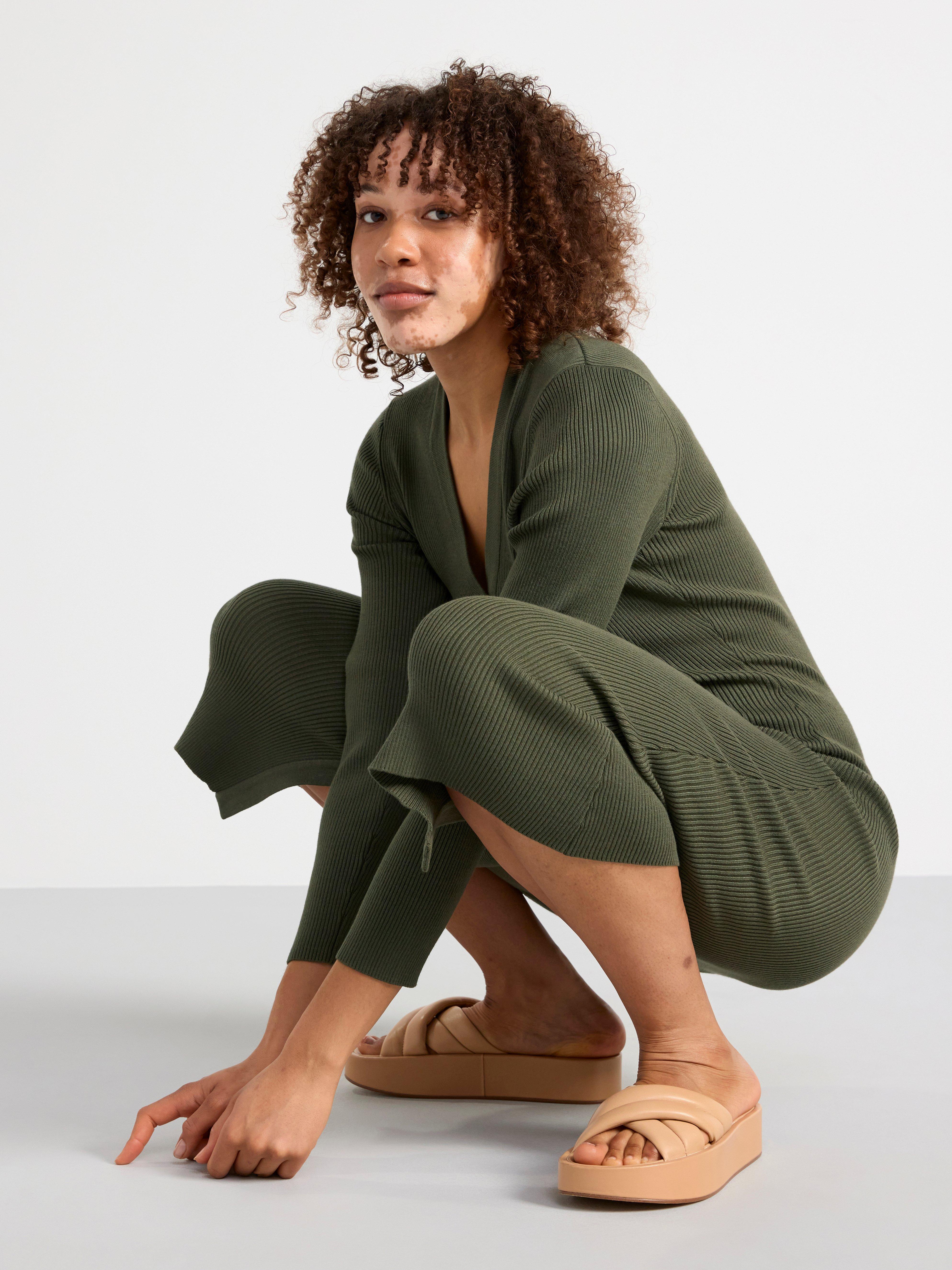 Knitted buttoned midi dress Dark Khaki