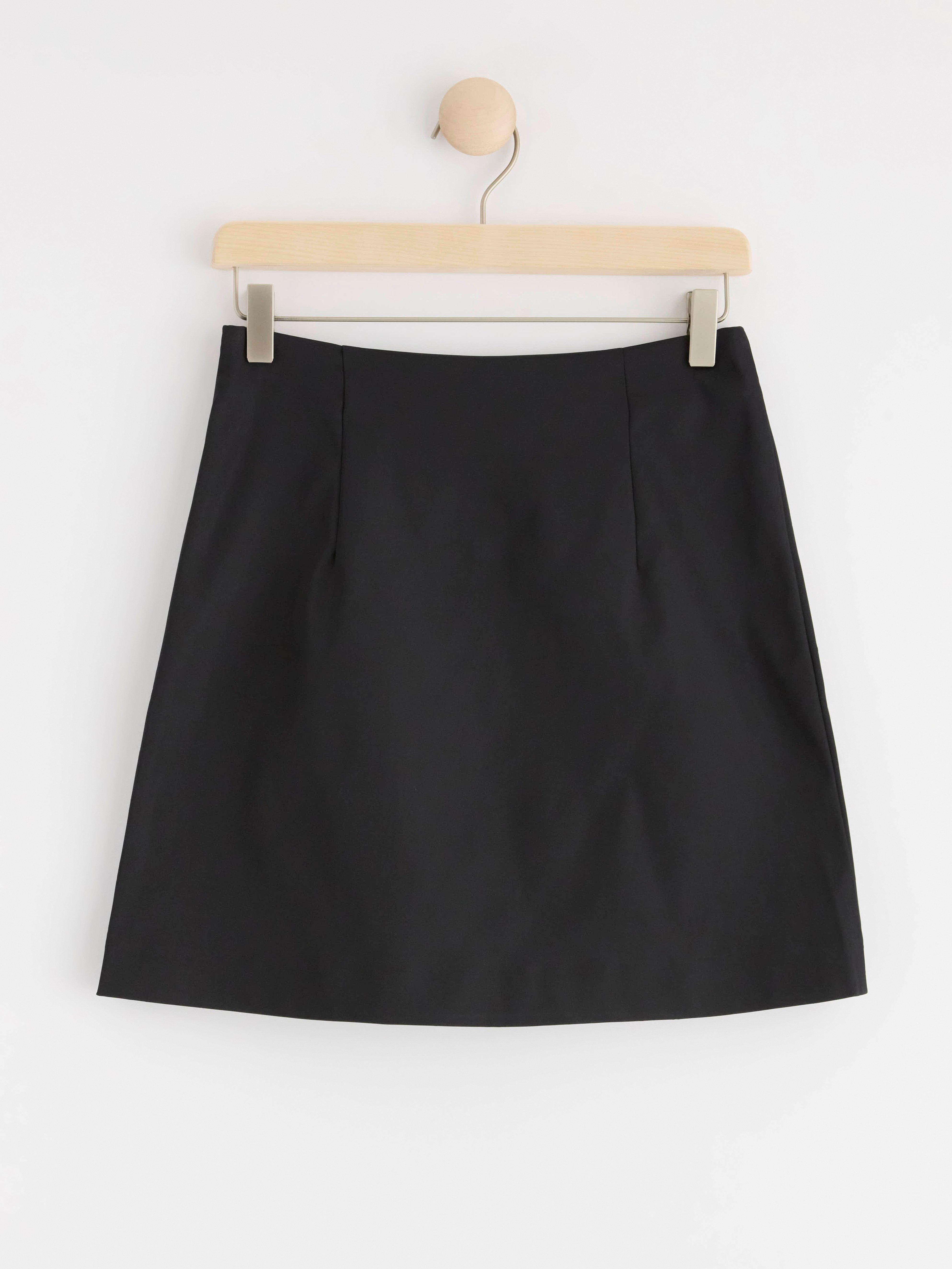 Short skirt Black