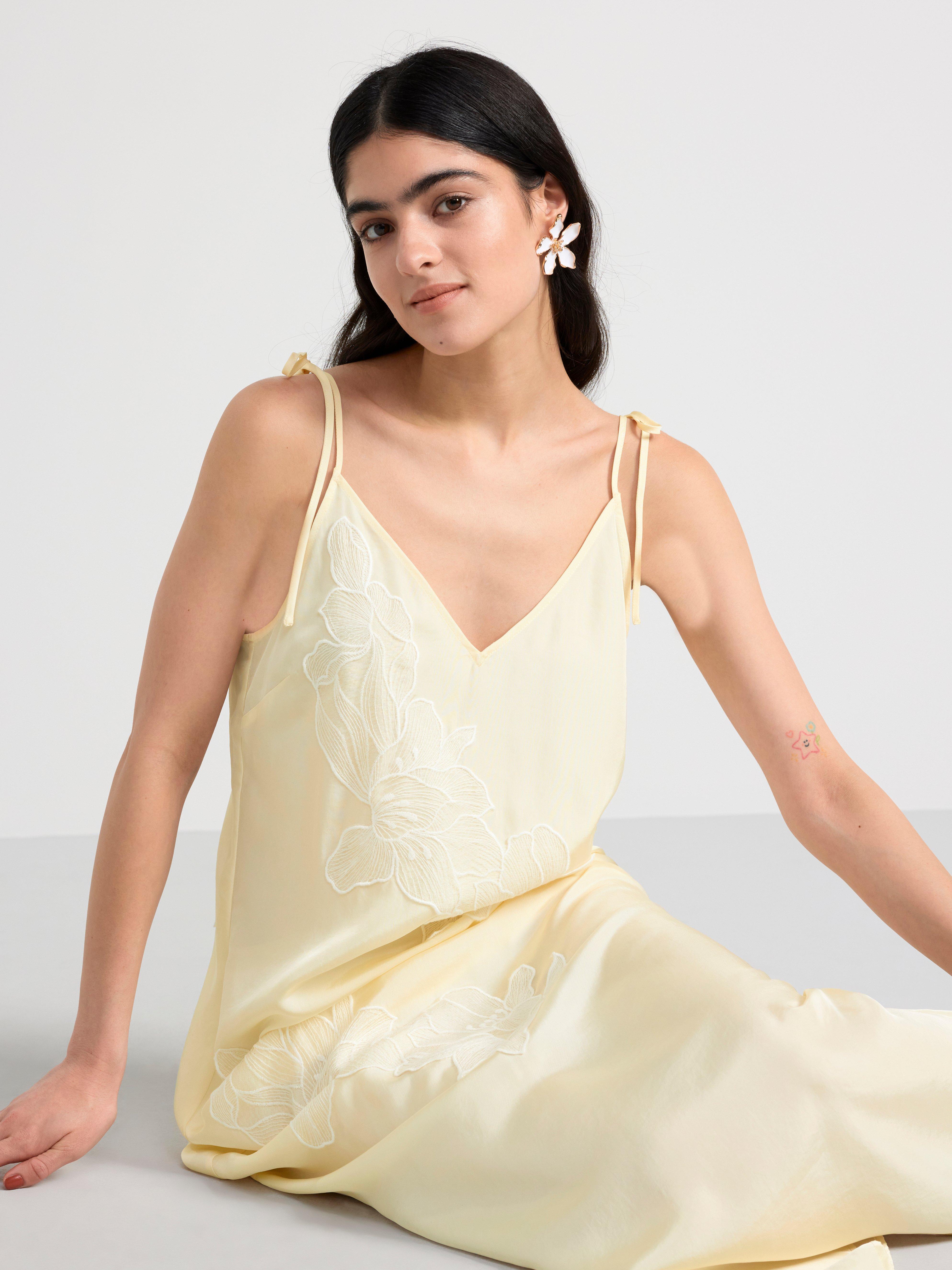 Satin slip dress with flowers Off White