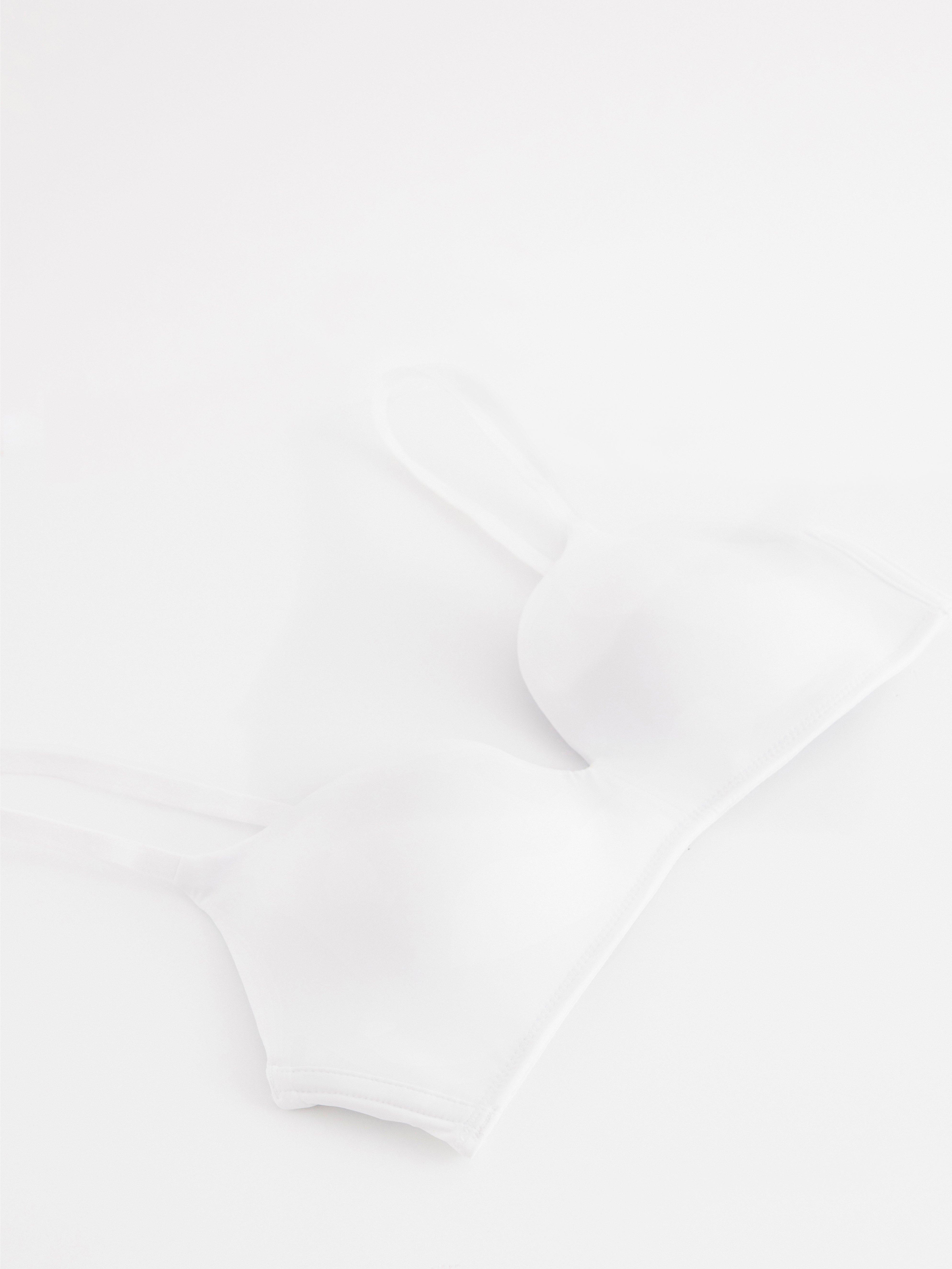 Flora wirefree bra White