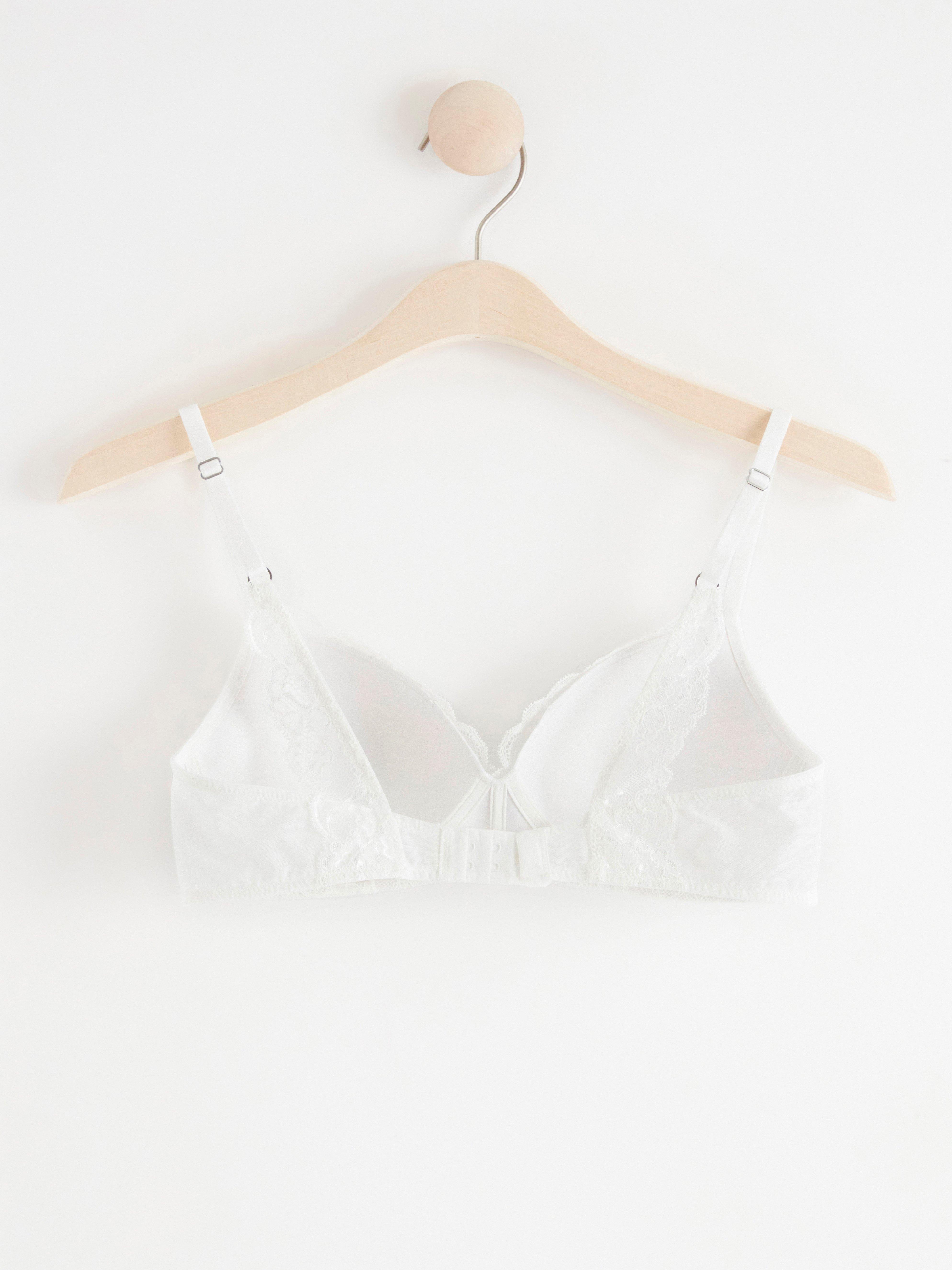 Flora wirefree bra with lace White