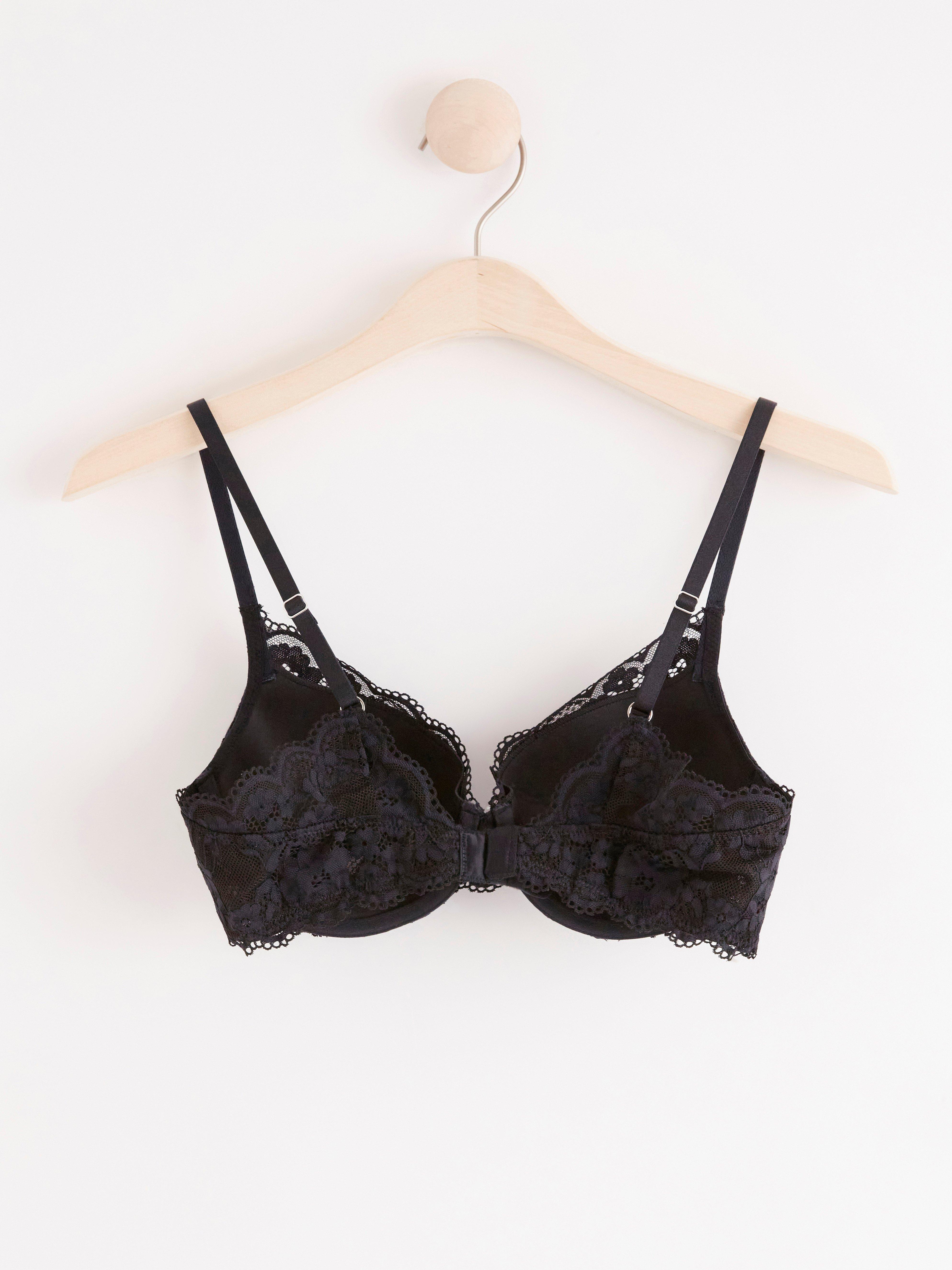 Lilja t-shirt bra with lace Black