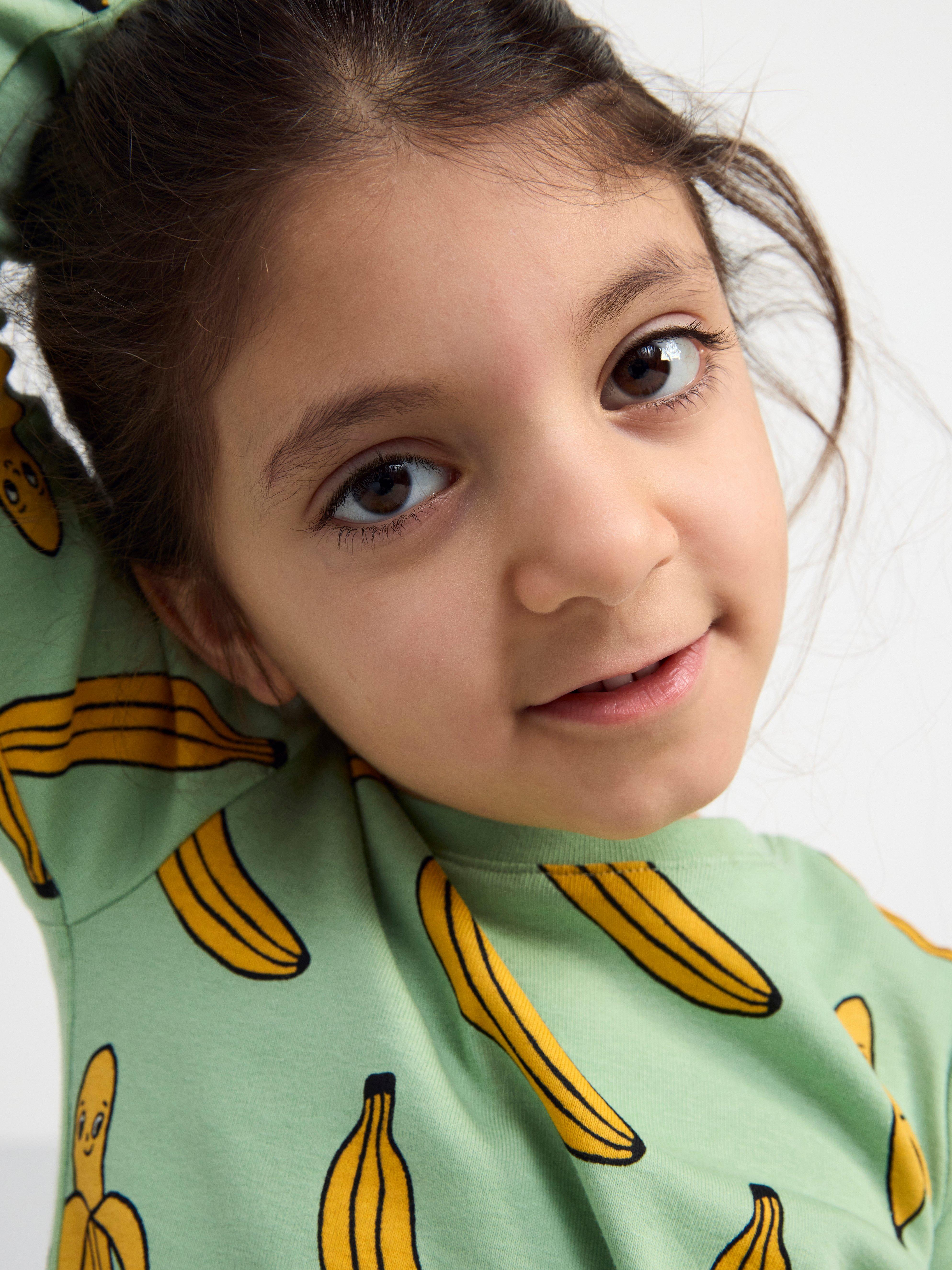 Pyjama set with bananas Green