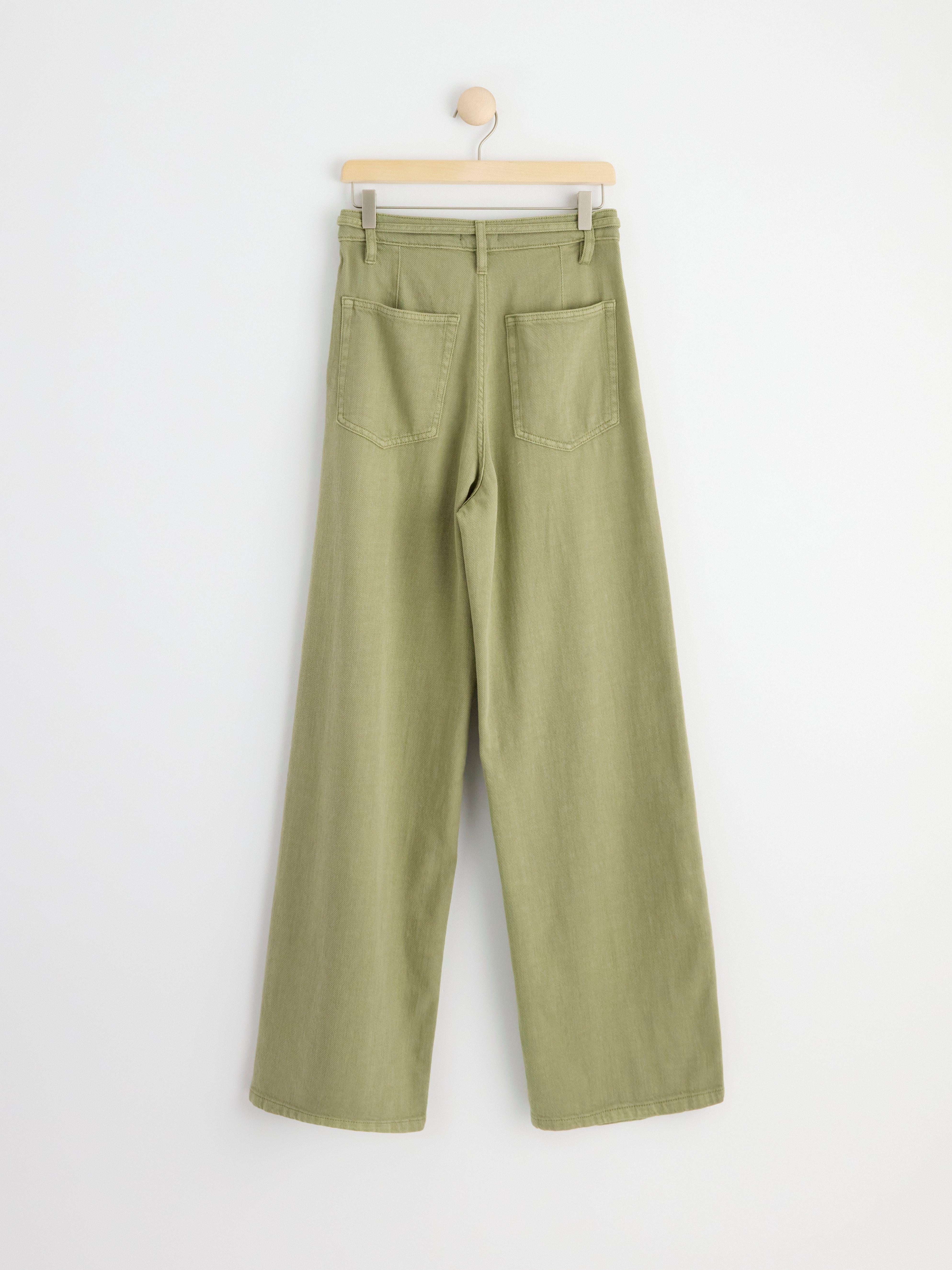 Wide trousers green