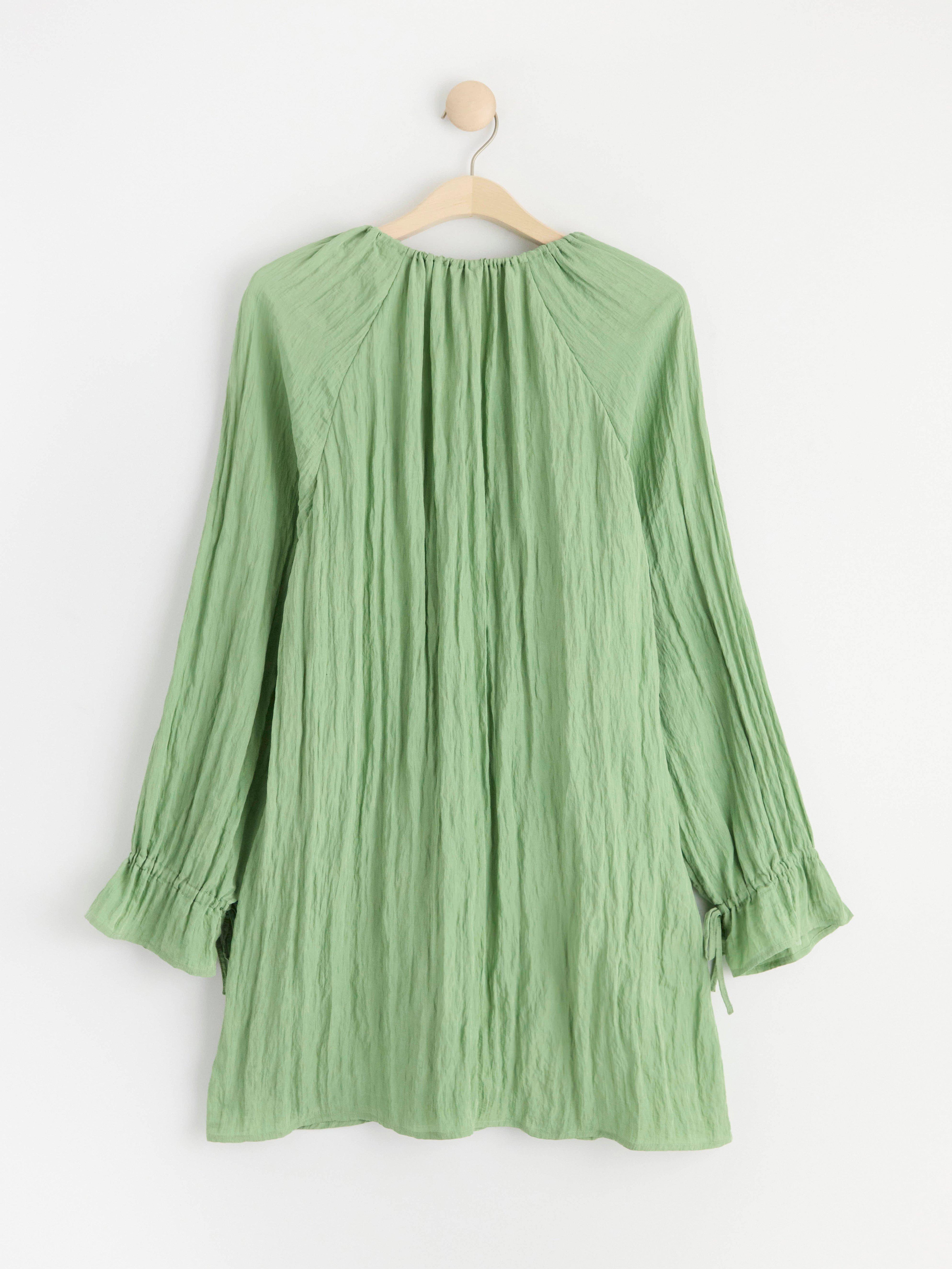 Long sleeved tunic green