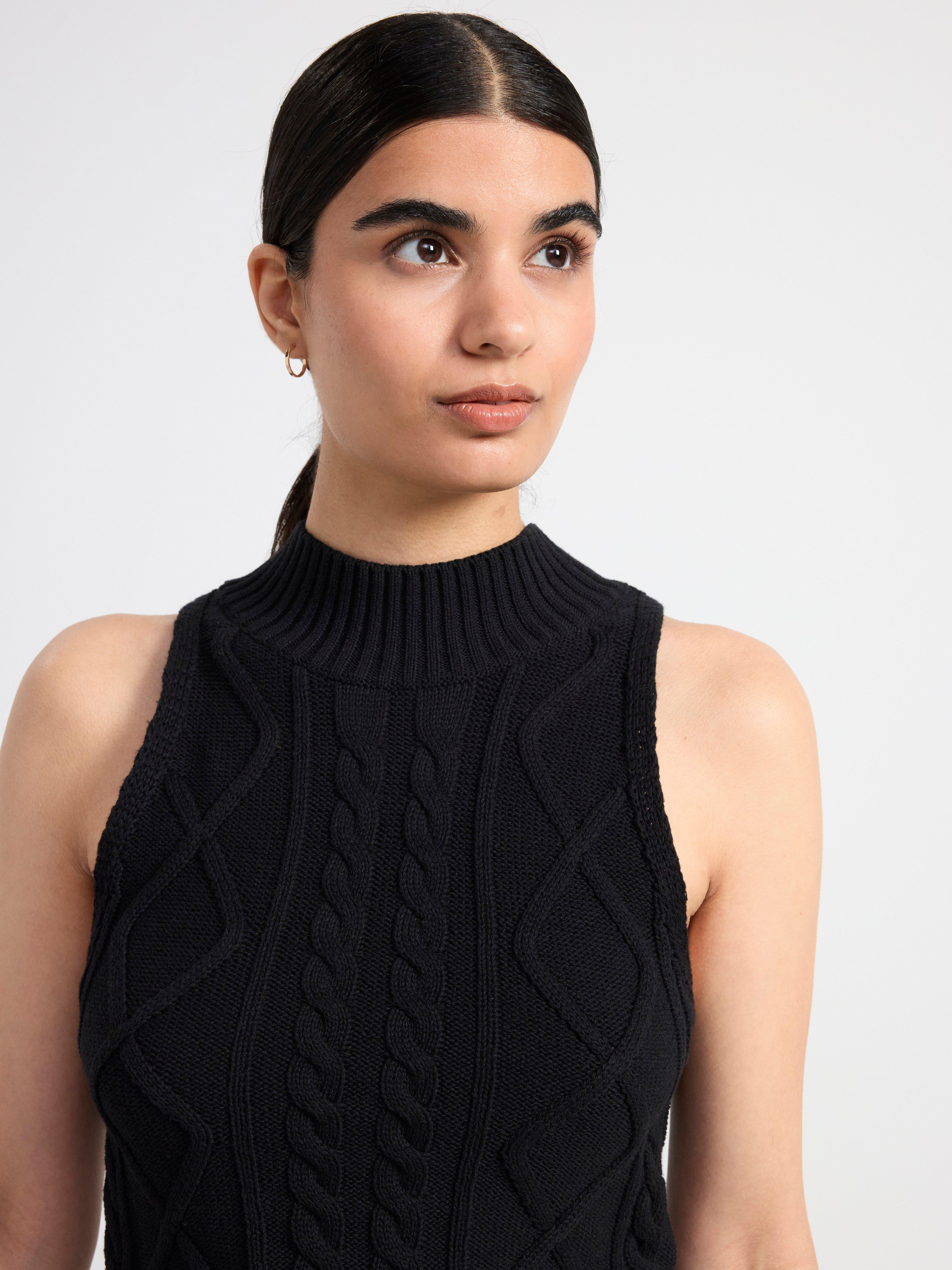 Sleeveless knitted top Black
