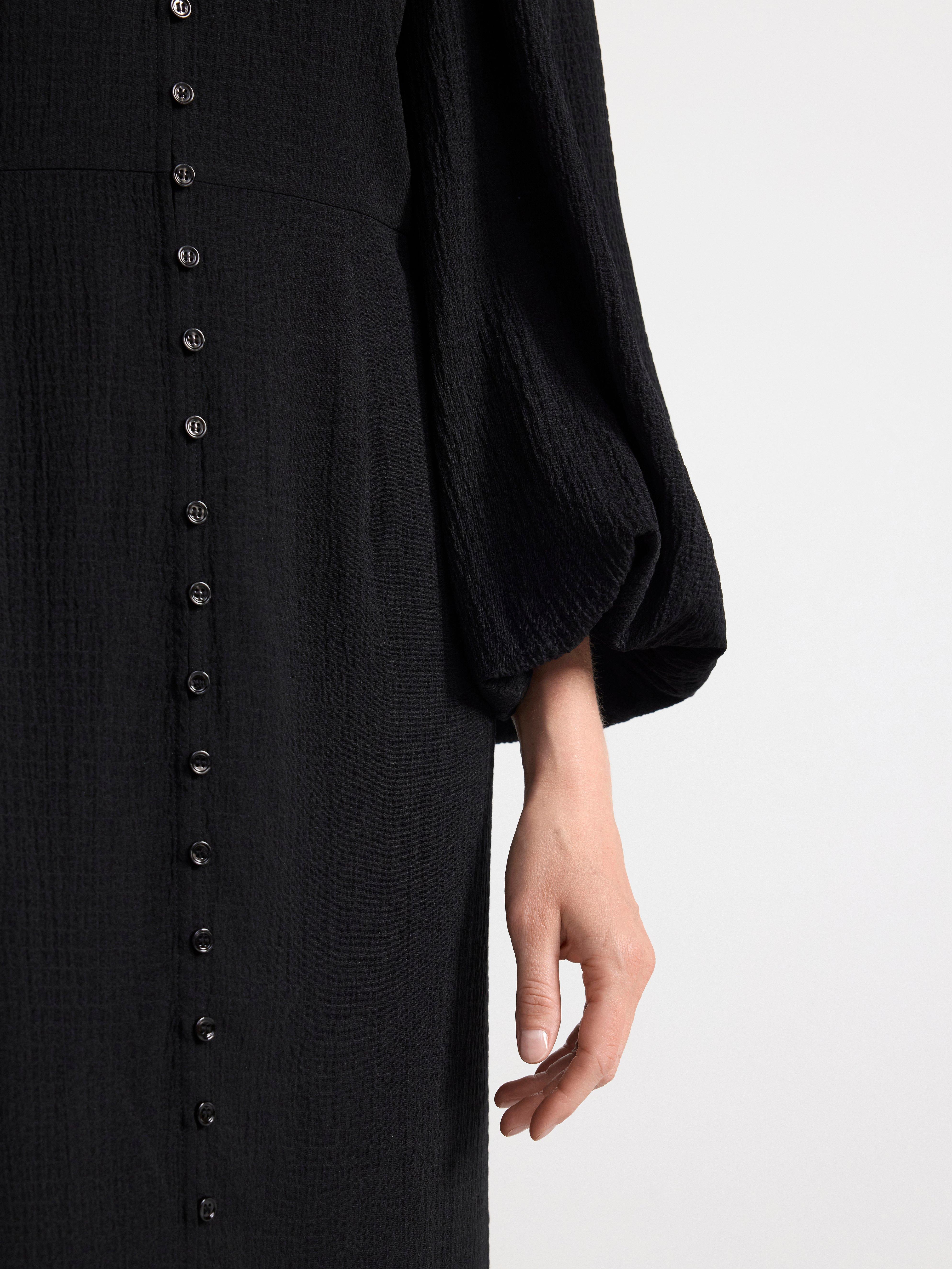 Dress with voluminous sleeves Black