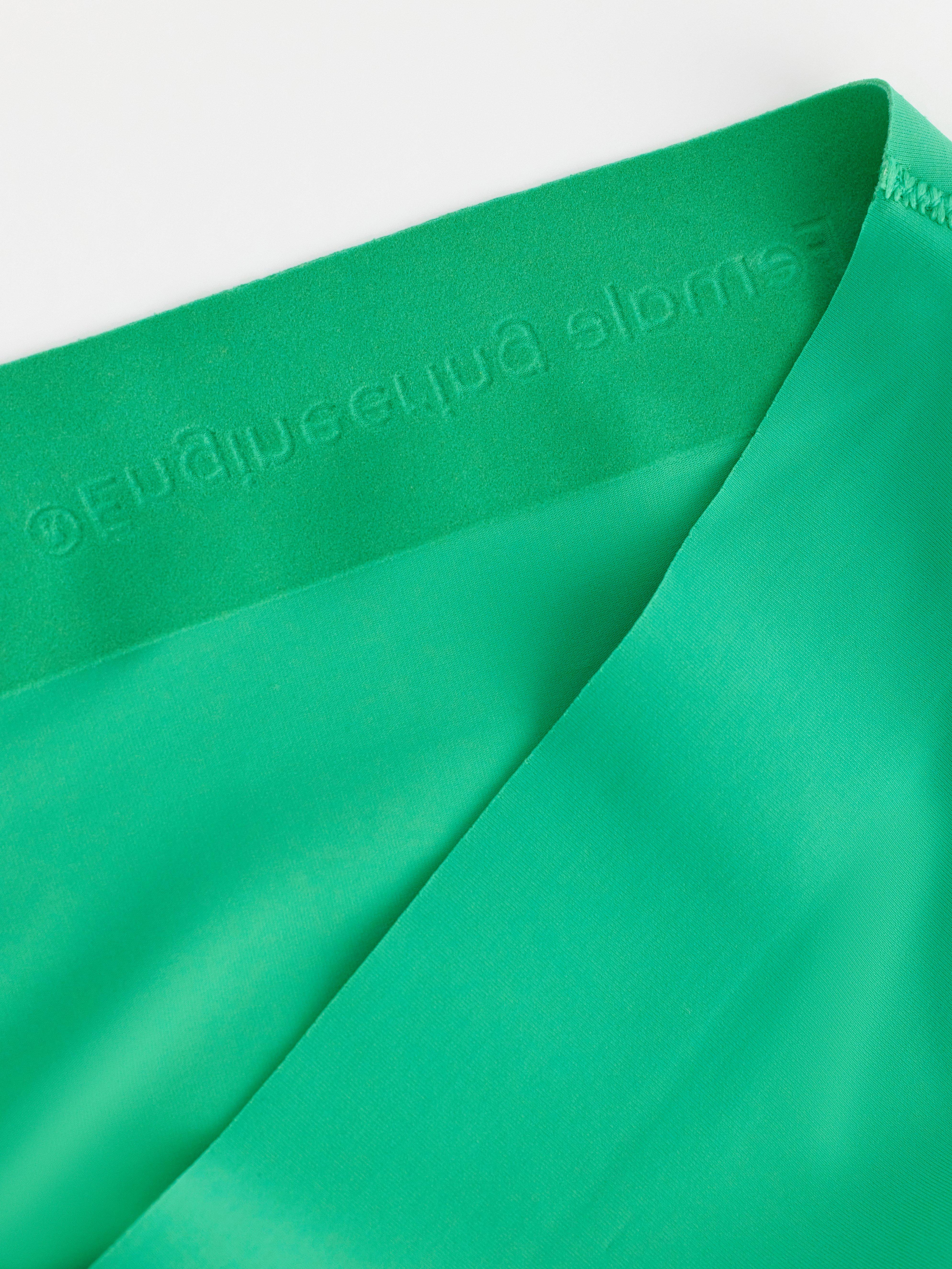 Engineered Hiphugger Period Proof – Period Panty Medium Absorbency Green