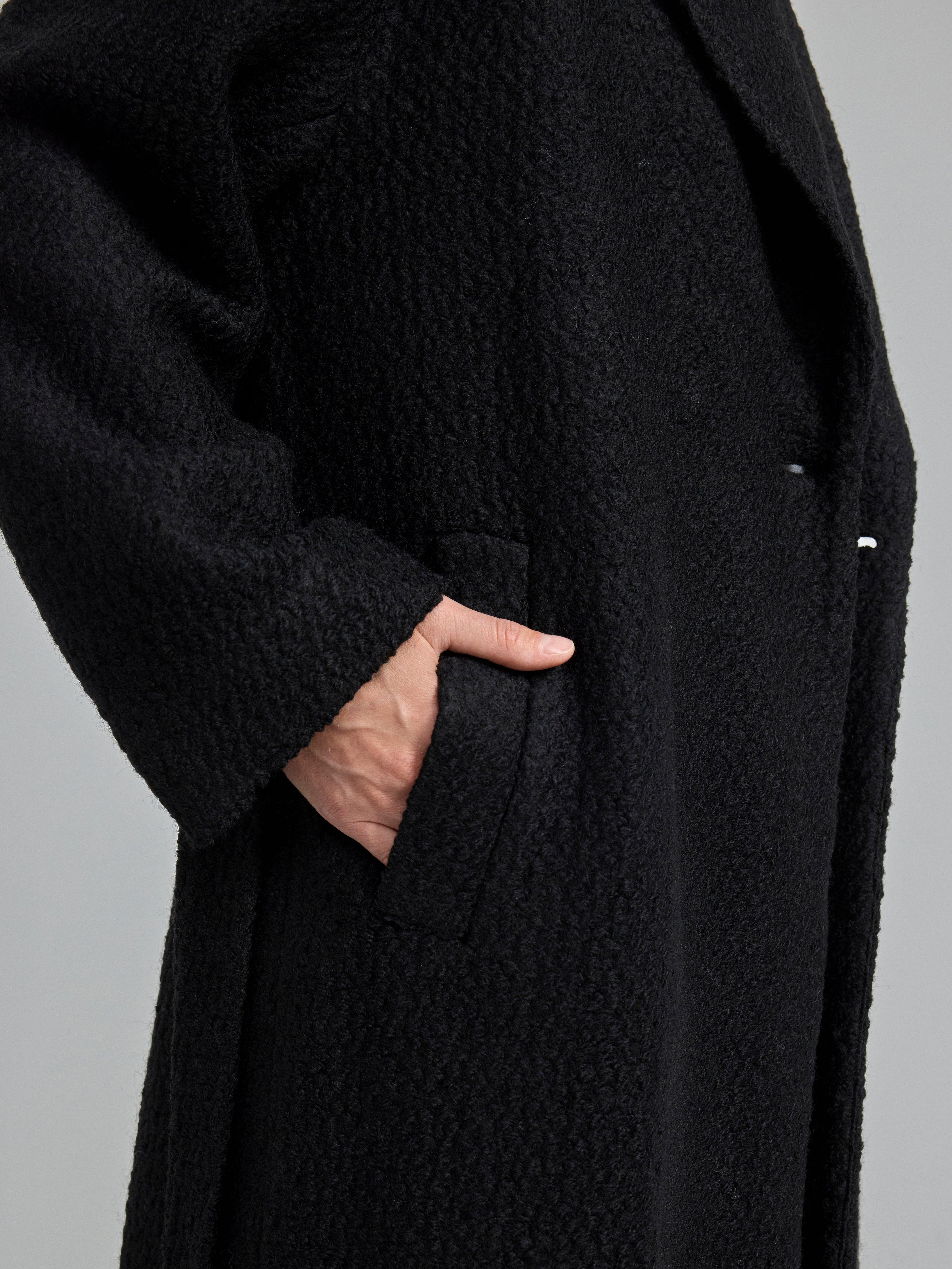 Coat in bouclé Black