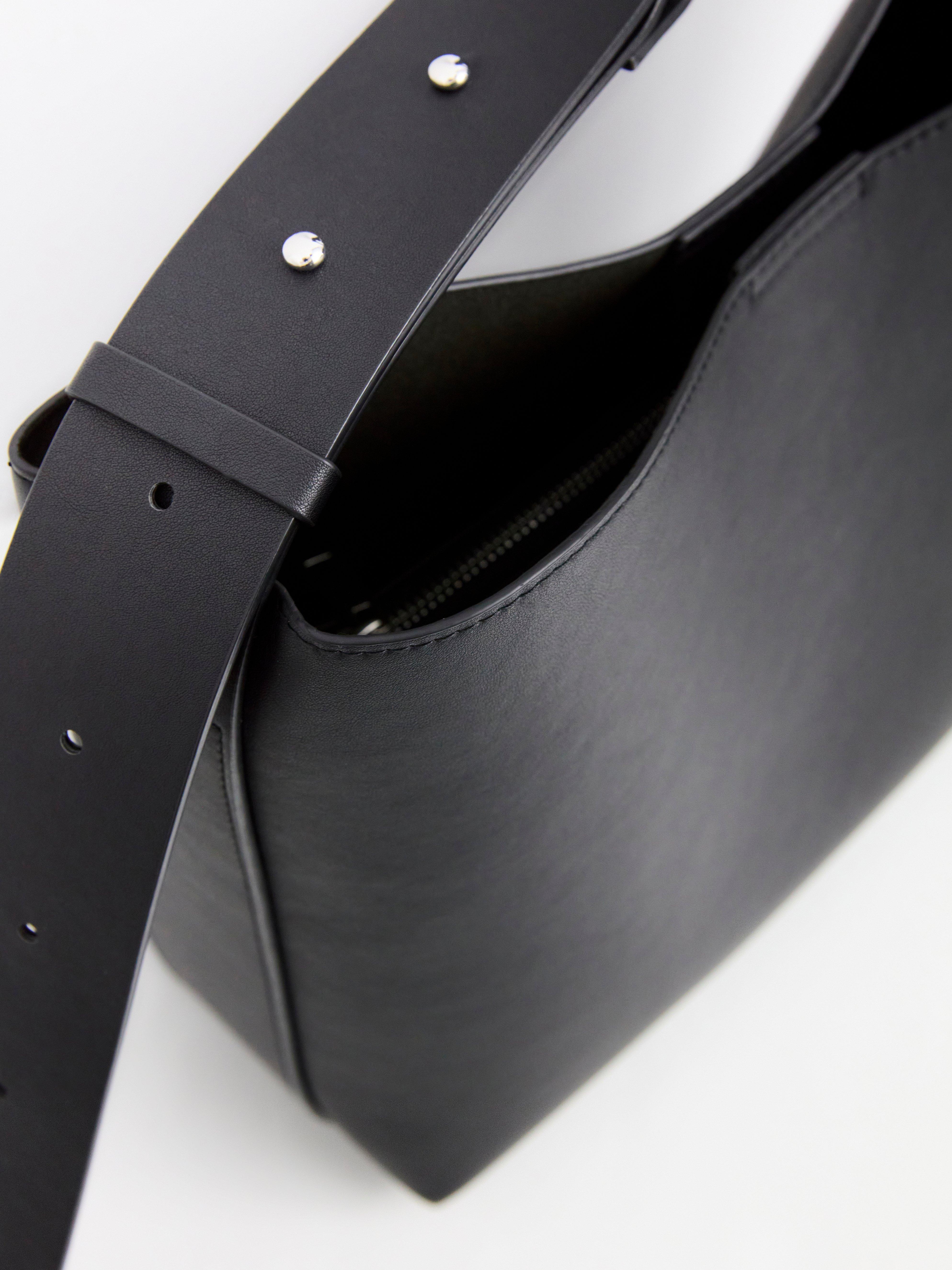 Large cross body bag Black