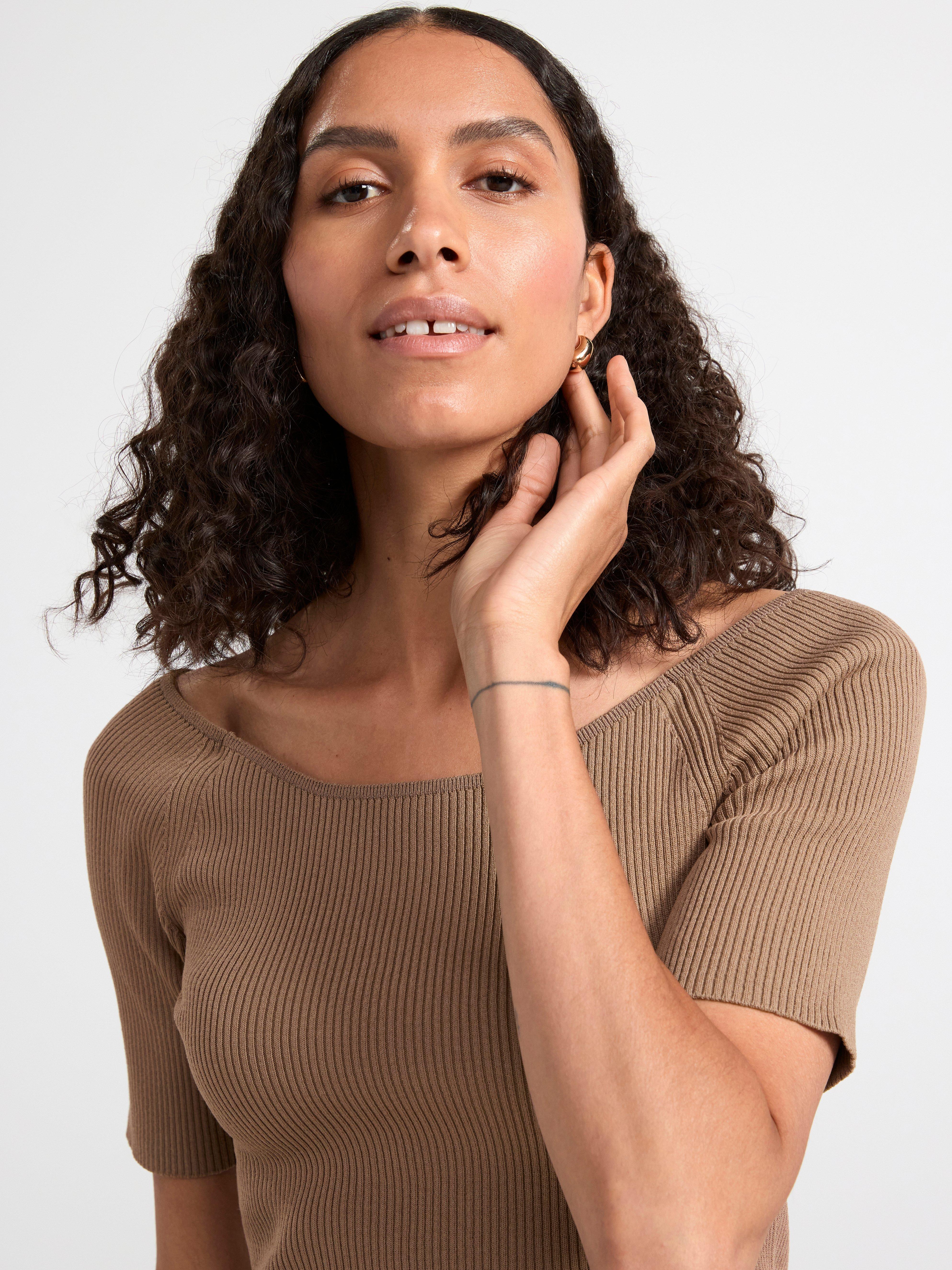 Ribbed short sleeve top brown