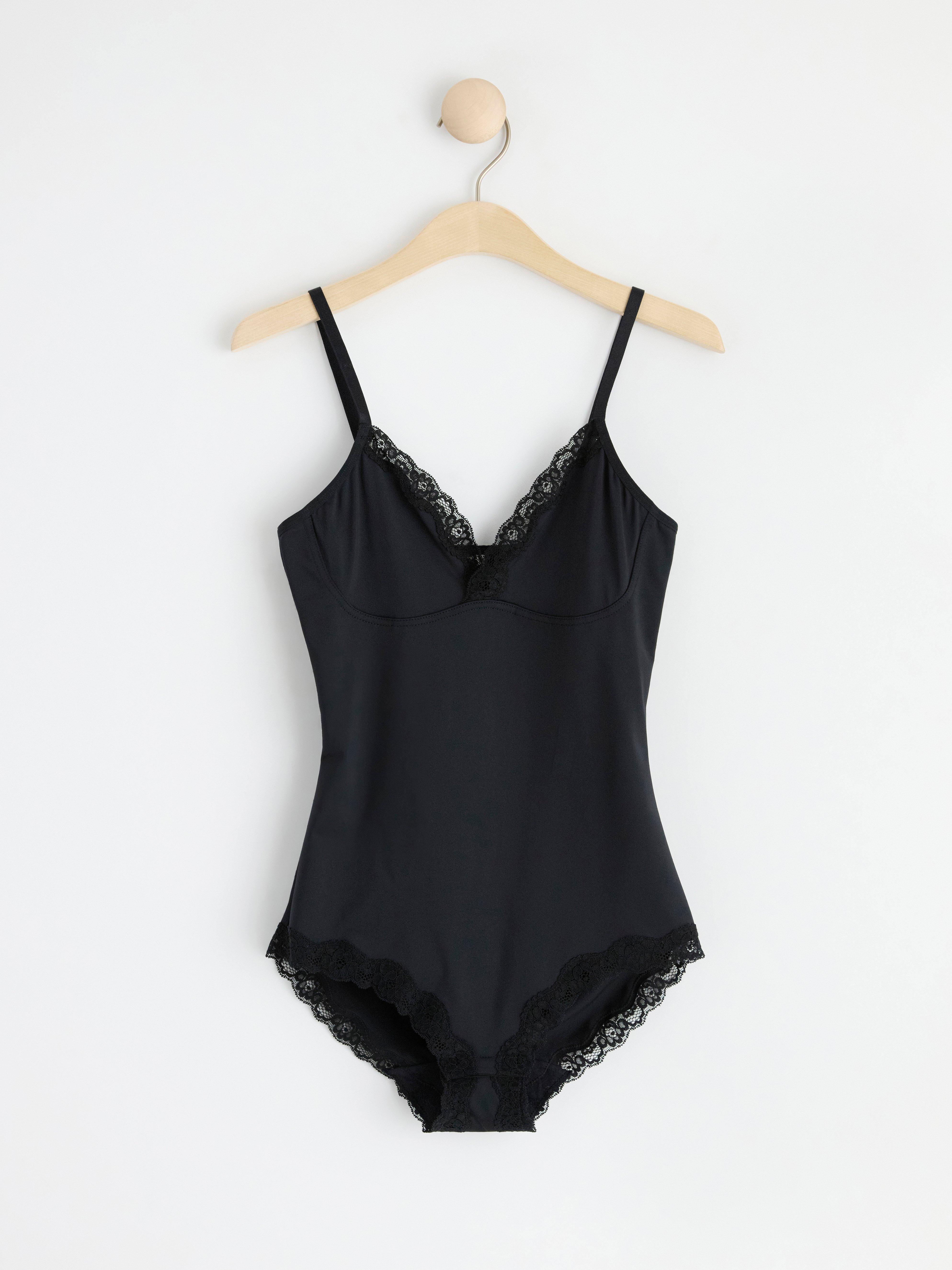 Medium support shaping body Black