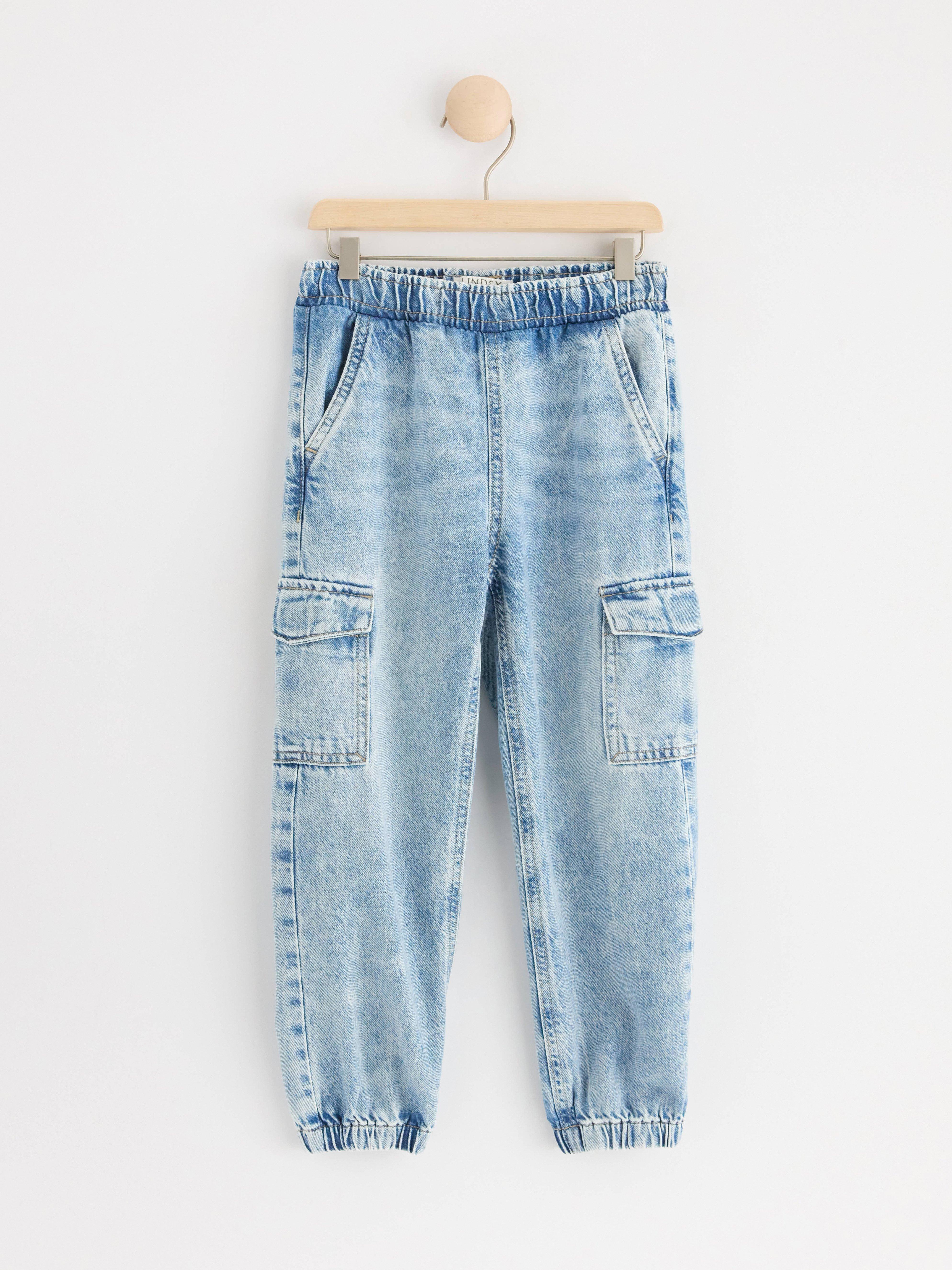 Trousers with cargo pockets Washed denim