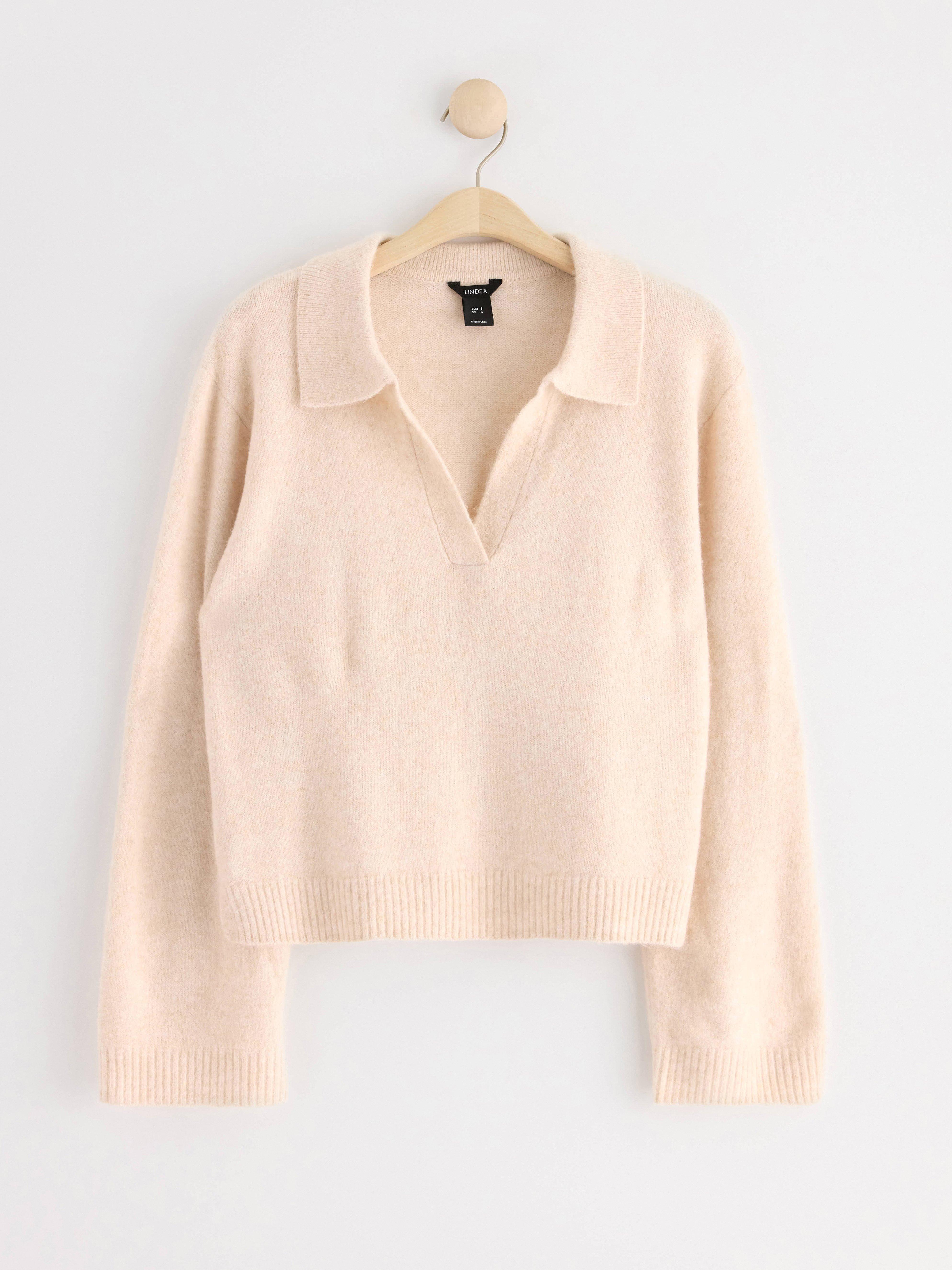 Knitted jumper with collar beige