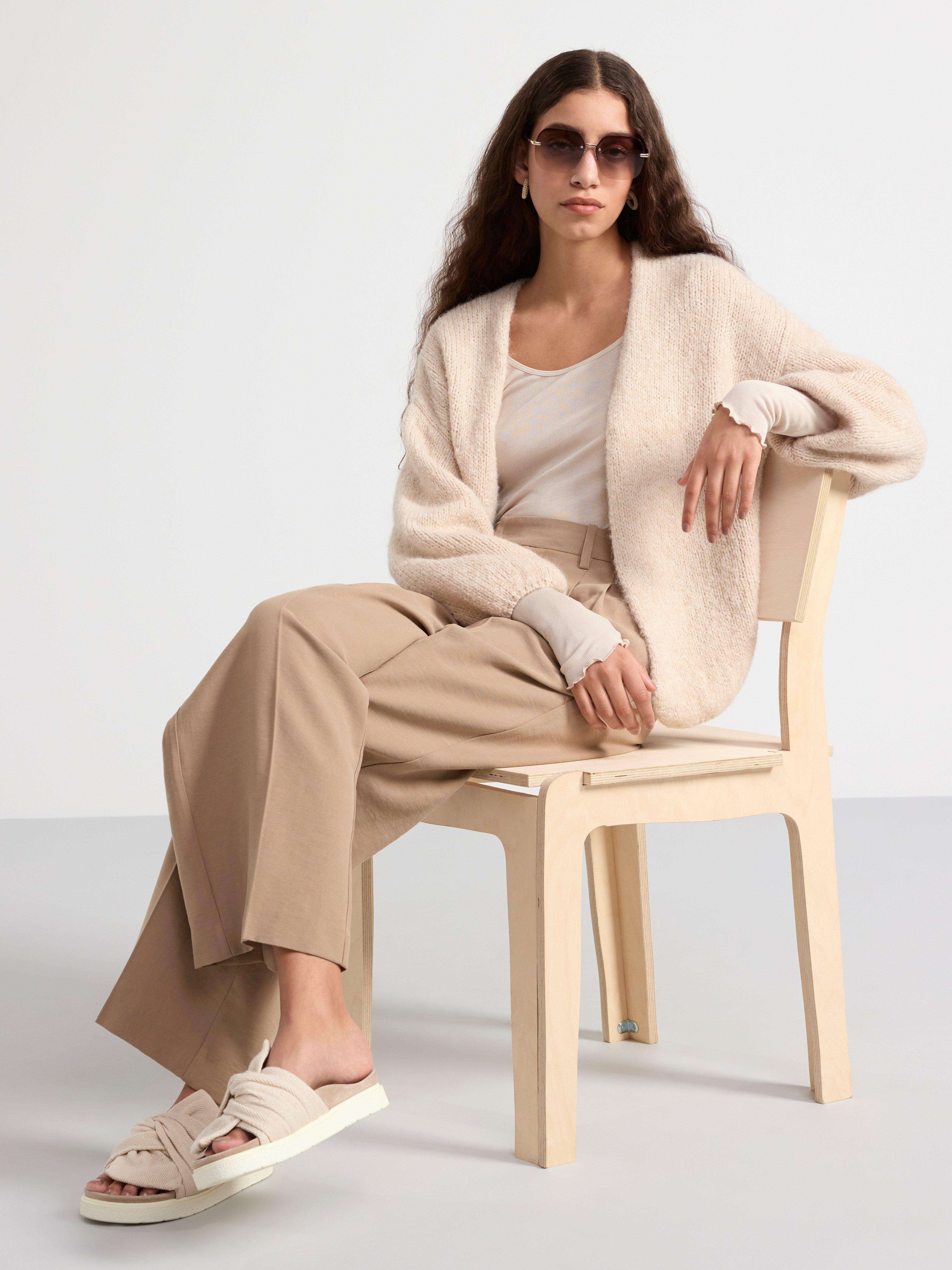 Trousers straight with regular waist Light dusty  Brown