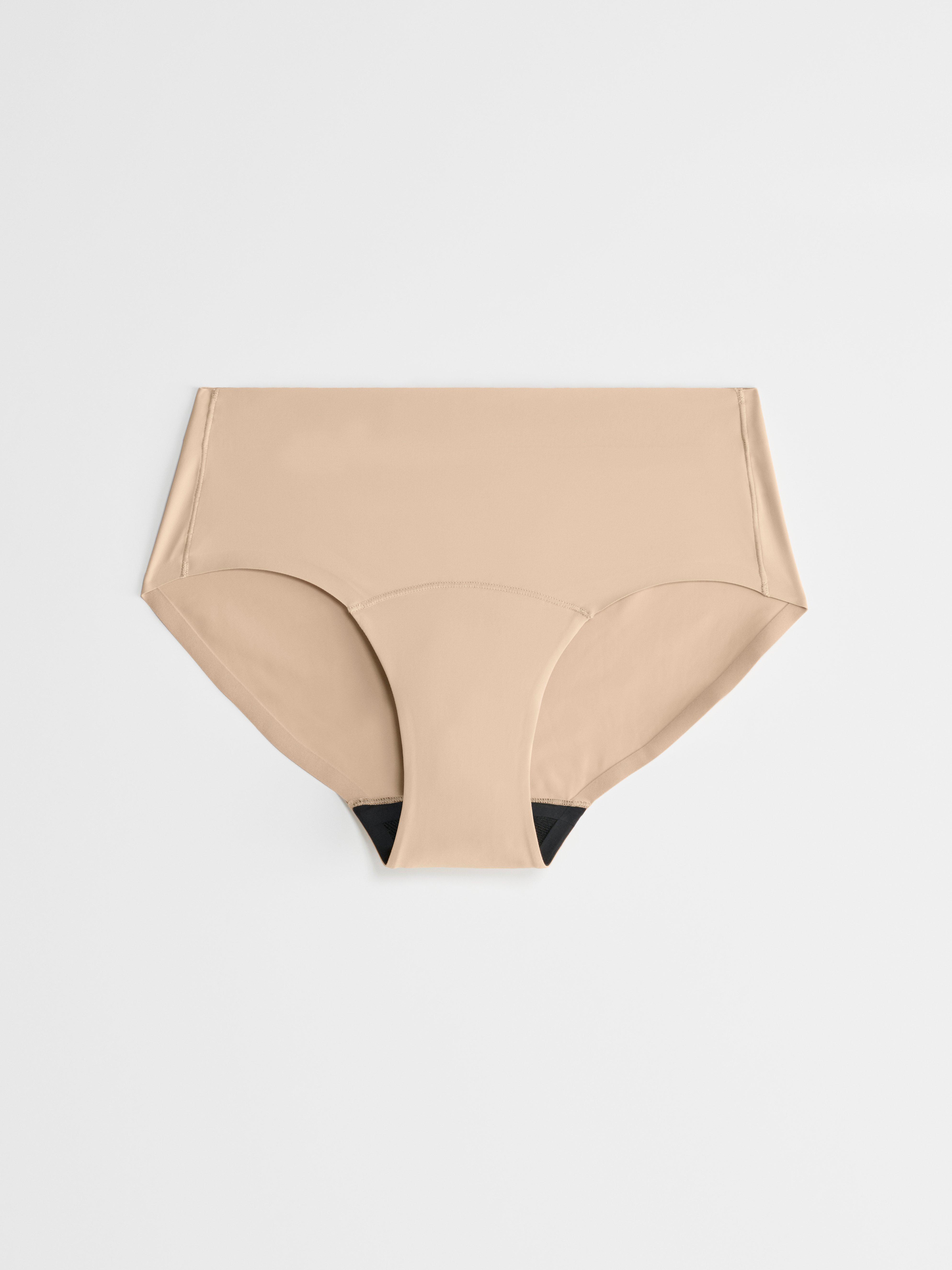 Engineered Hiphugger Period Proof – Period Panty Medium Absorbency Beige