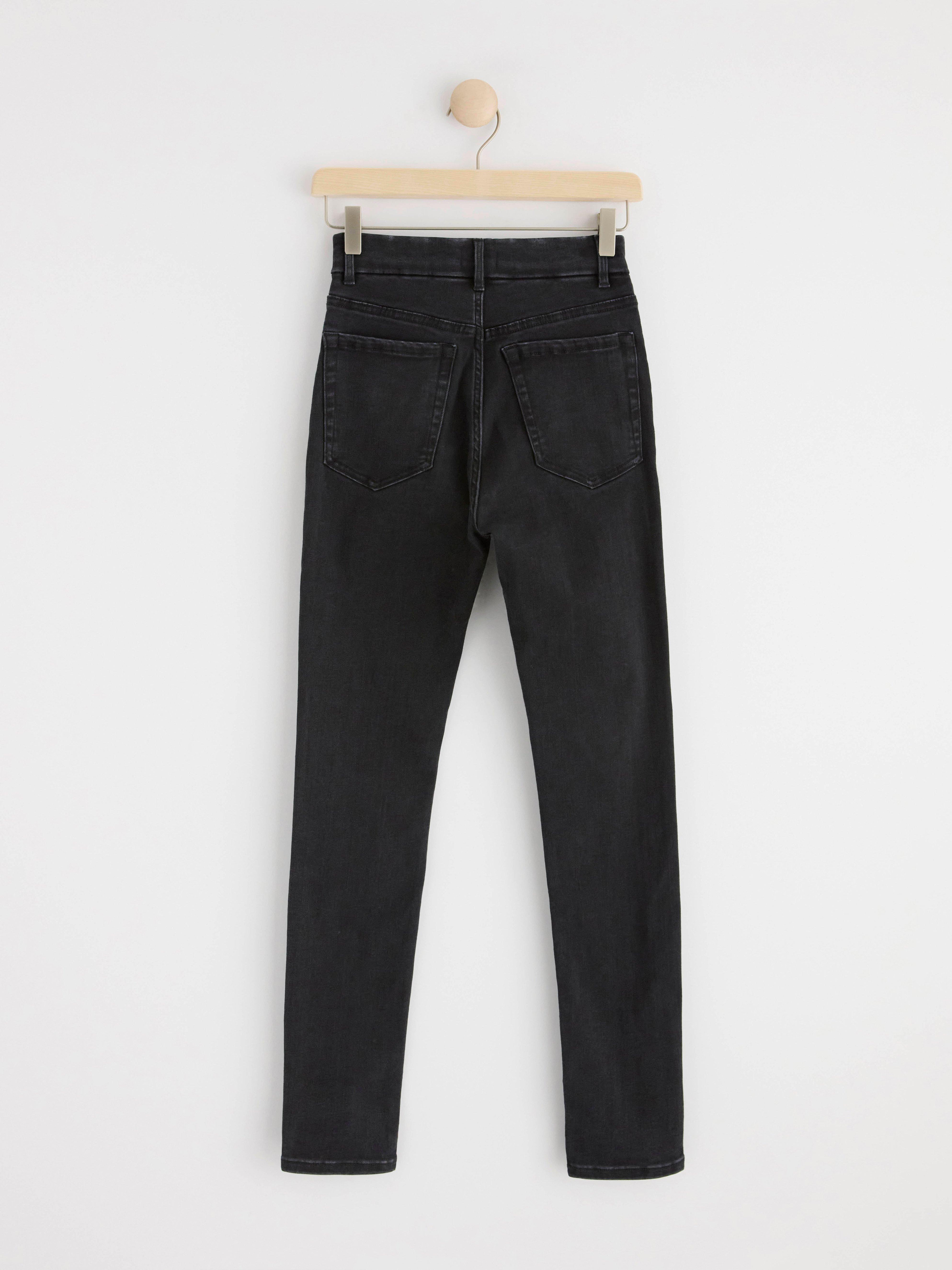 CLARA Curve super stretch slim fit jeans with high waist Black