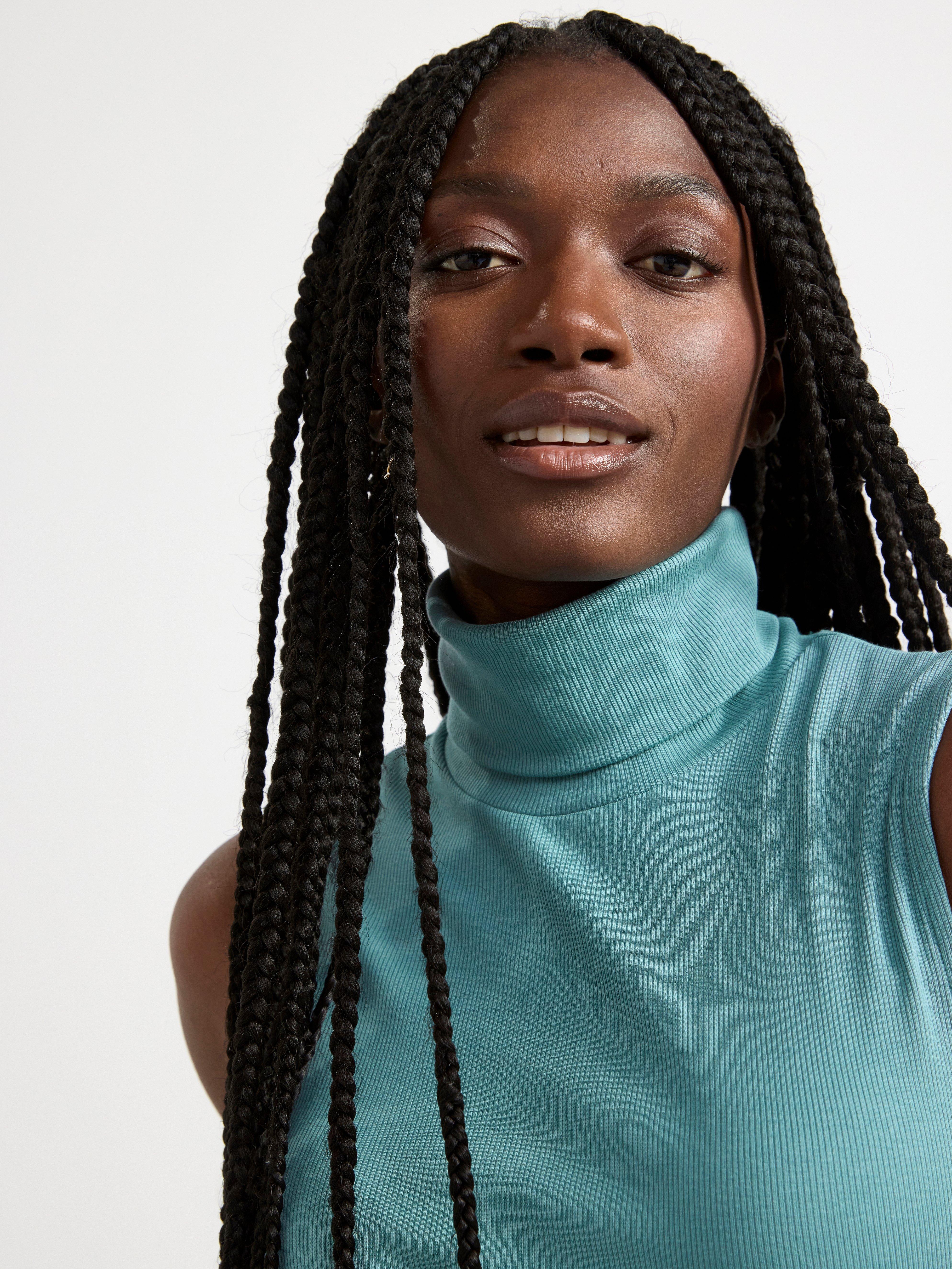 Sleeveless roll neck top Turquoise