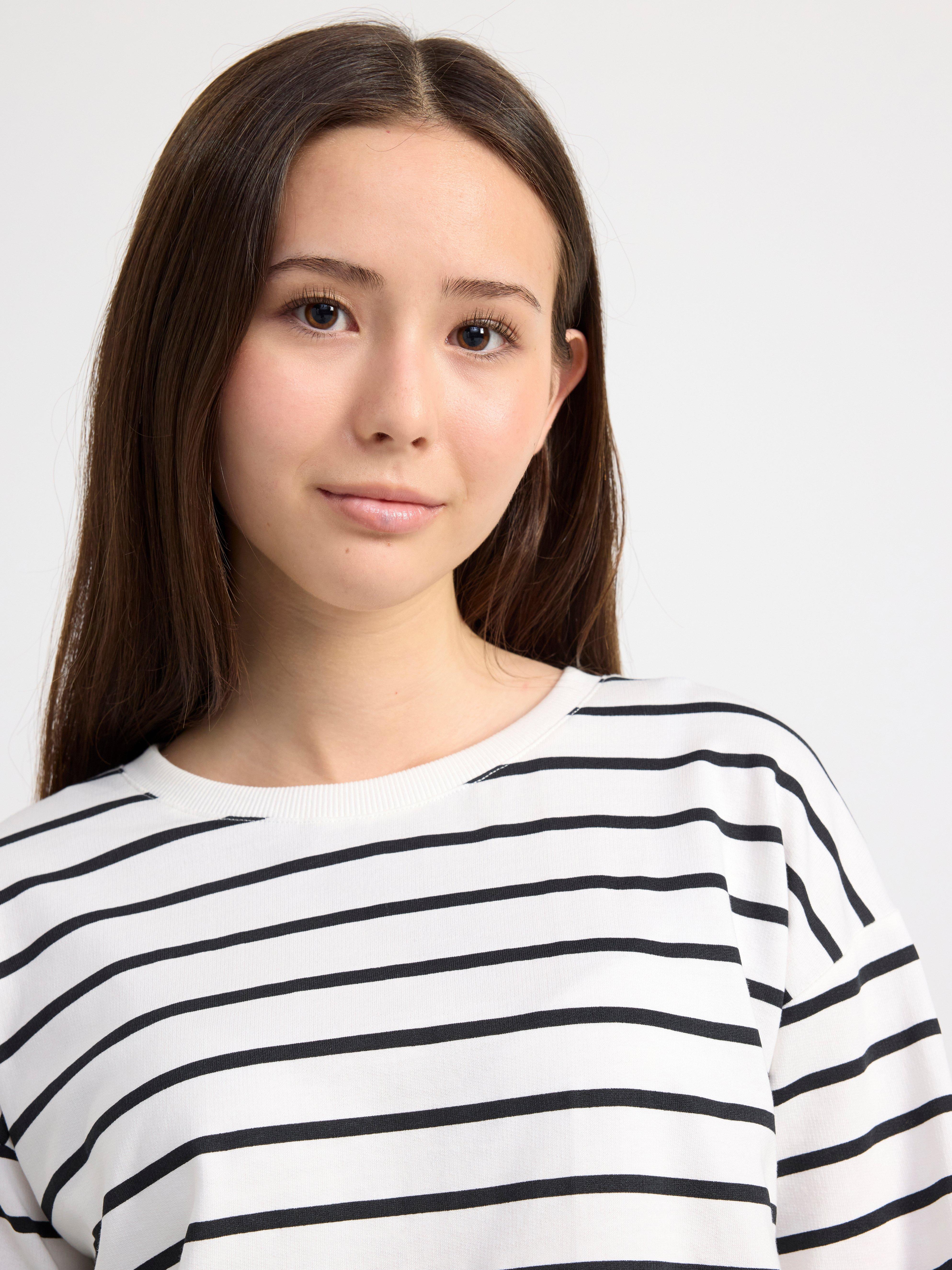 Top with stripes Black