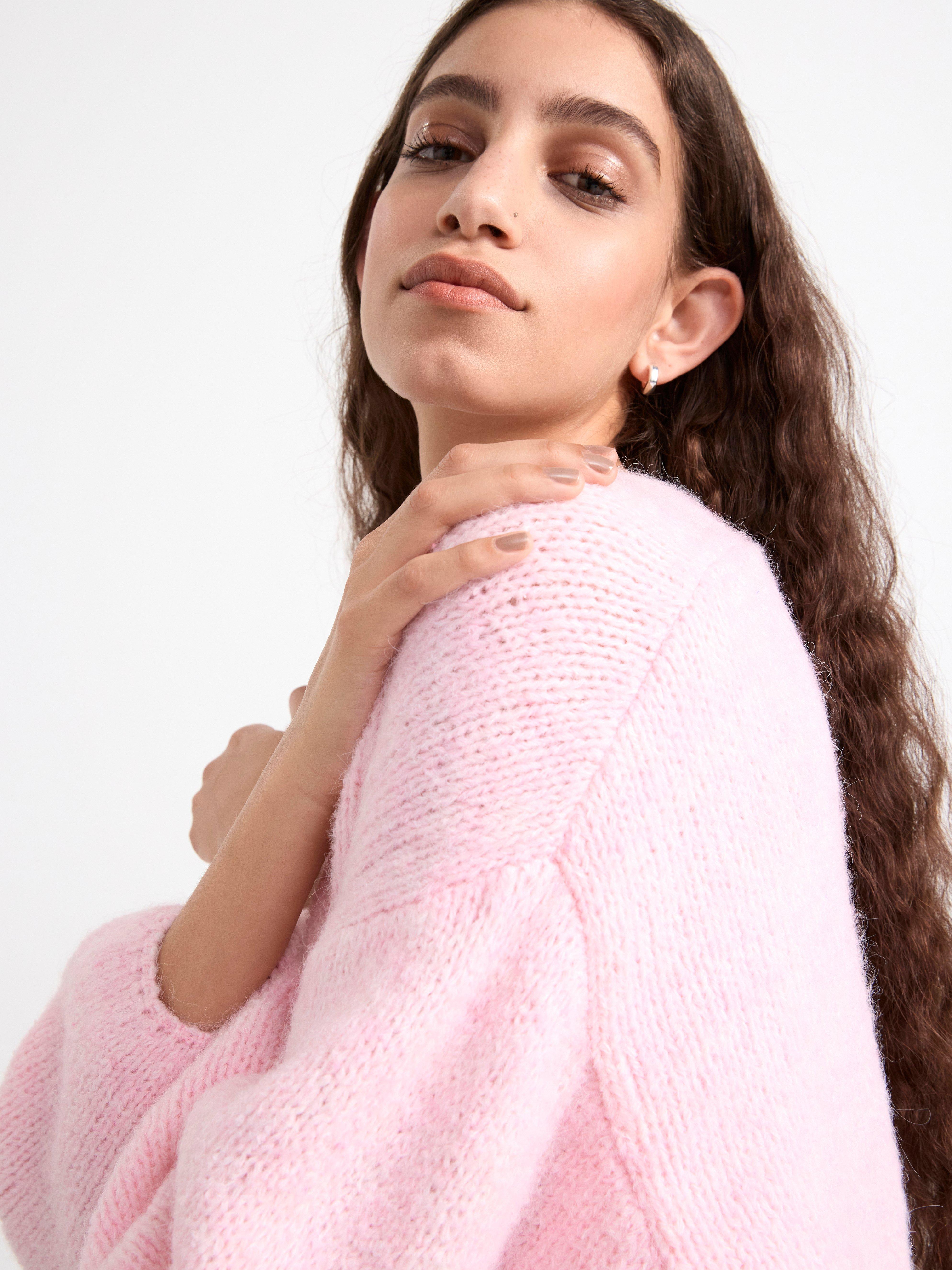 Knitted cardigan pink