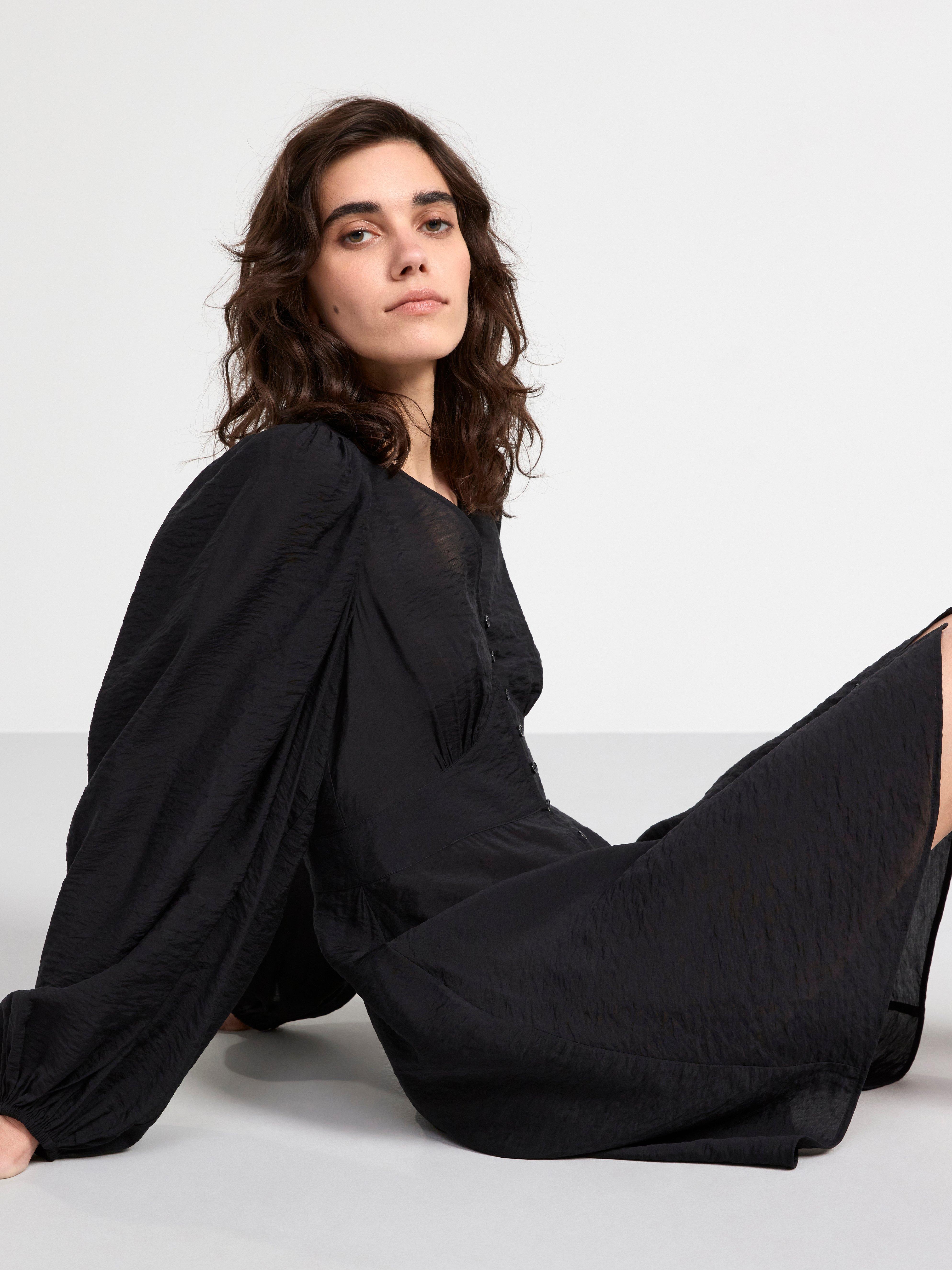 Puff sleeve midi dress Black