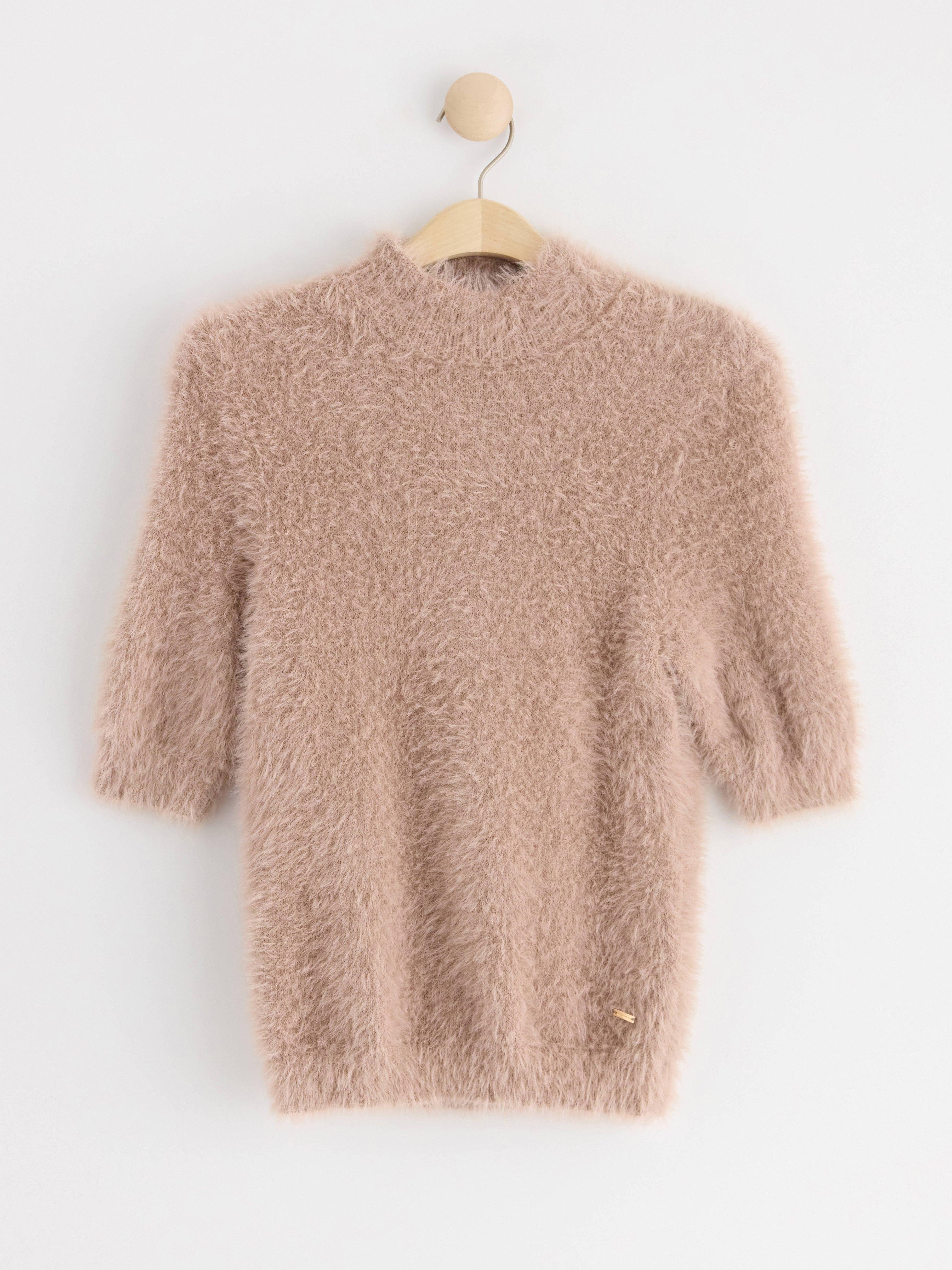 Knitted furry jumper Beige