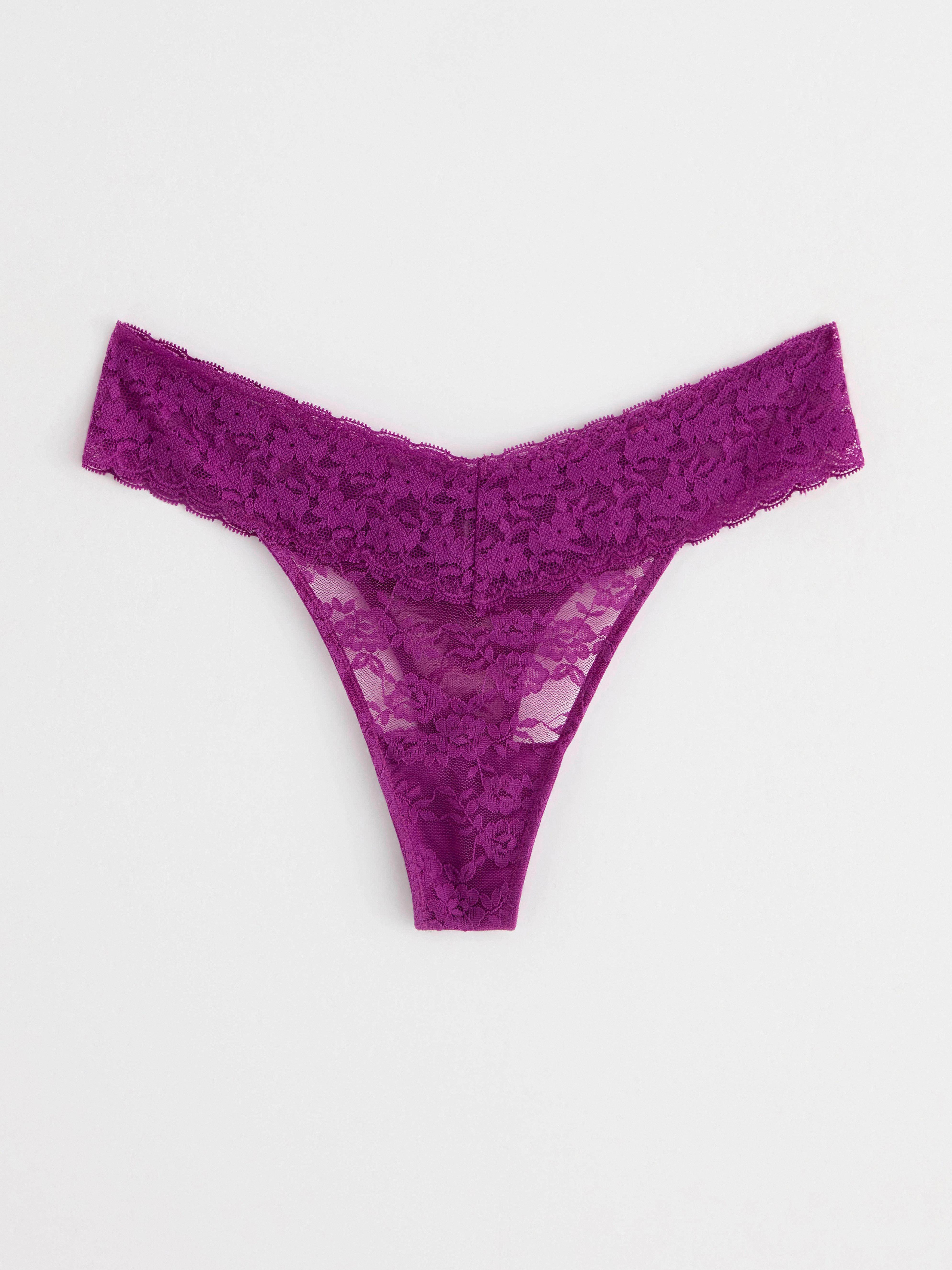 Thong low waist with lace Lilac