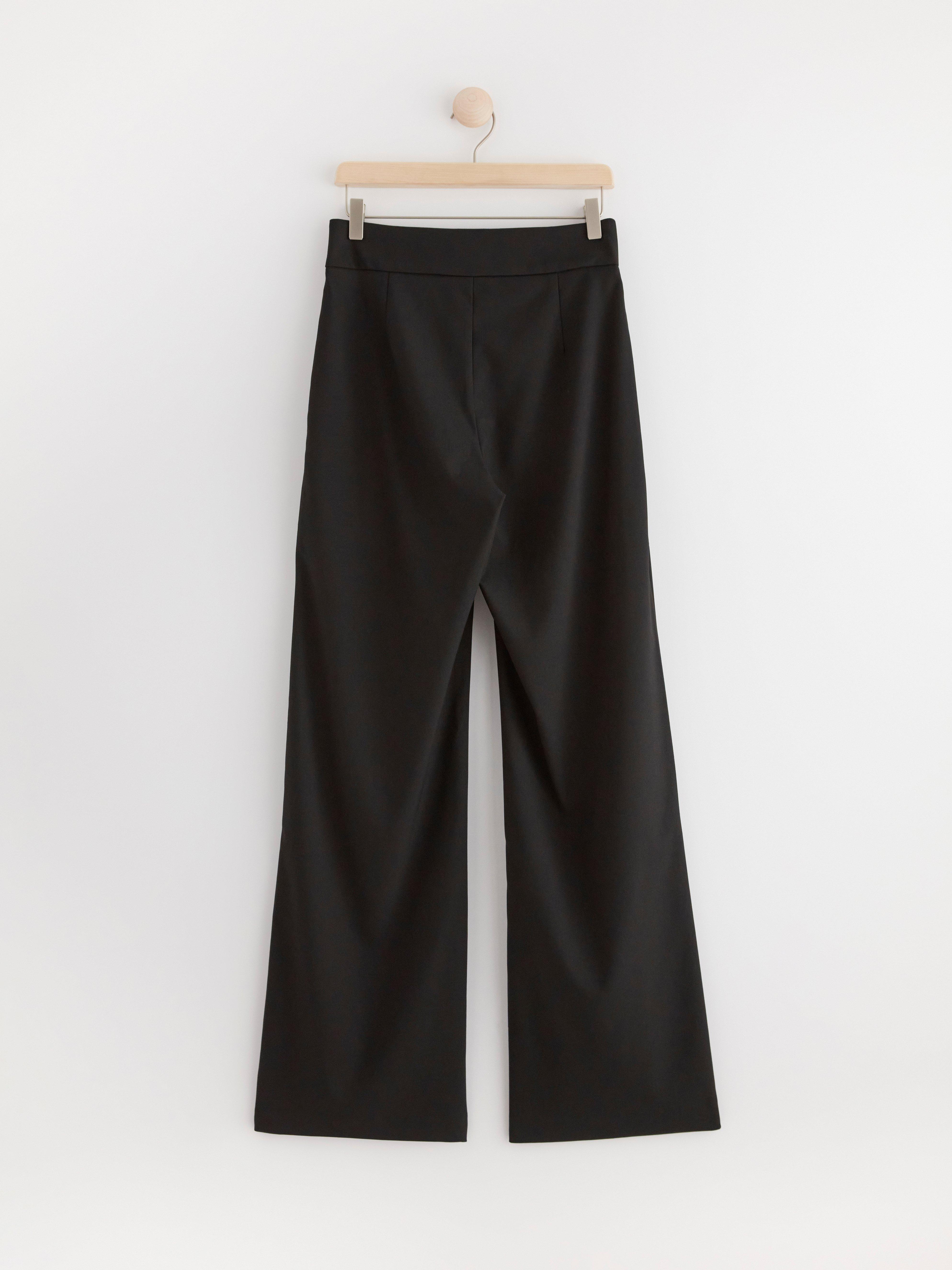 LYKKE Wide trousers with extra long legs Black