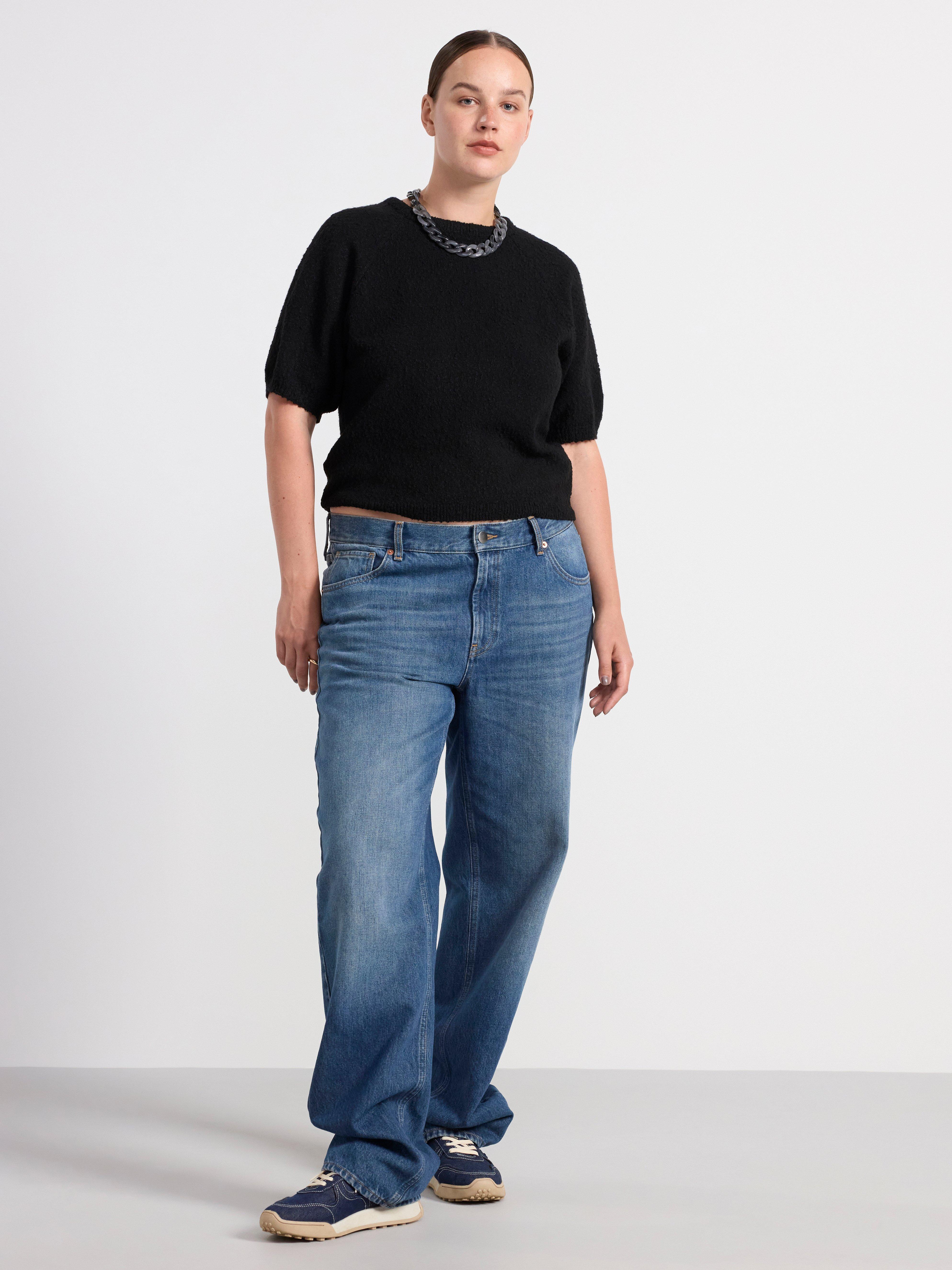 Jumper knitted with short sleeves Black