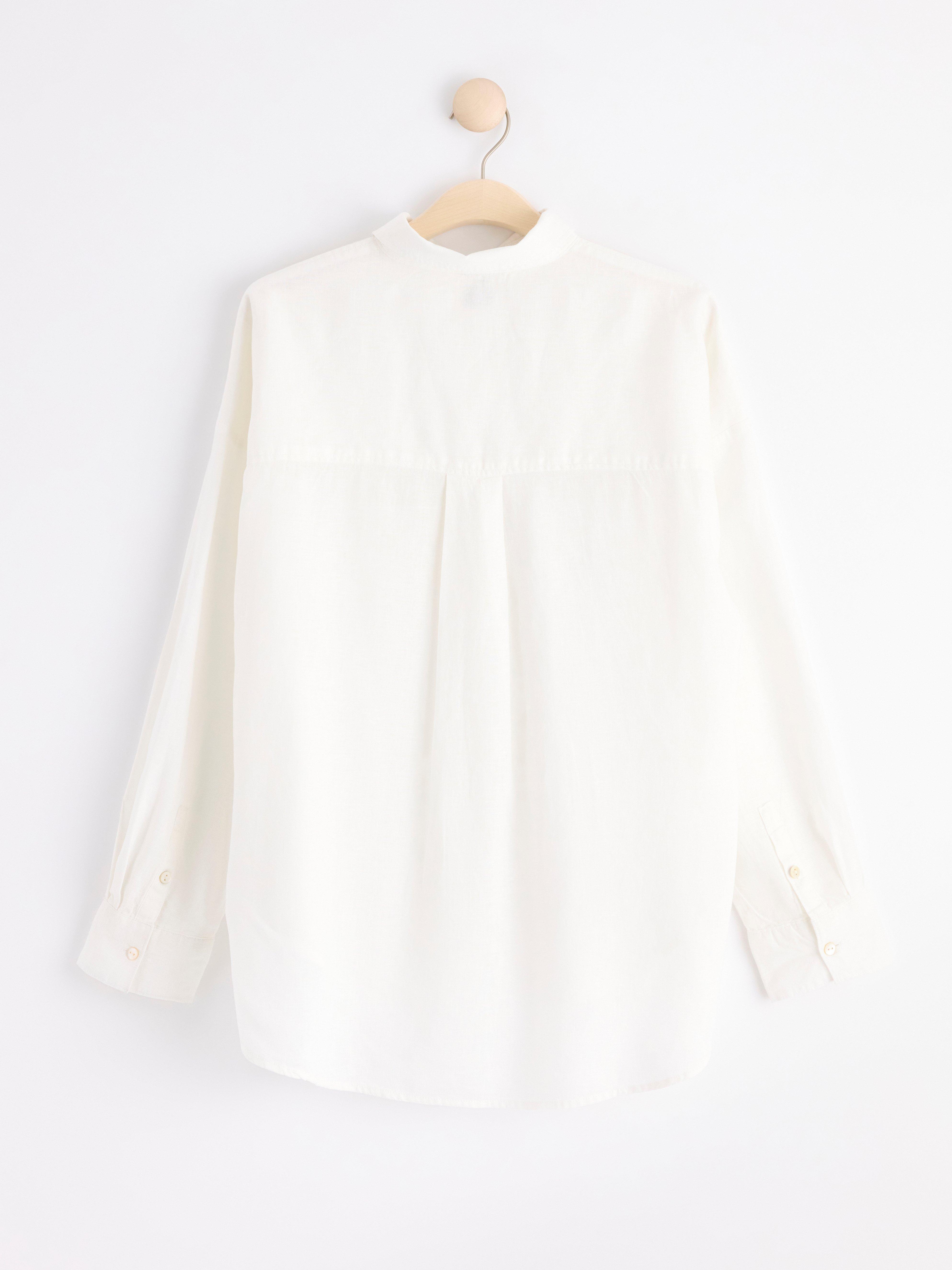 Linen shirt White