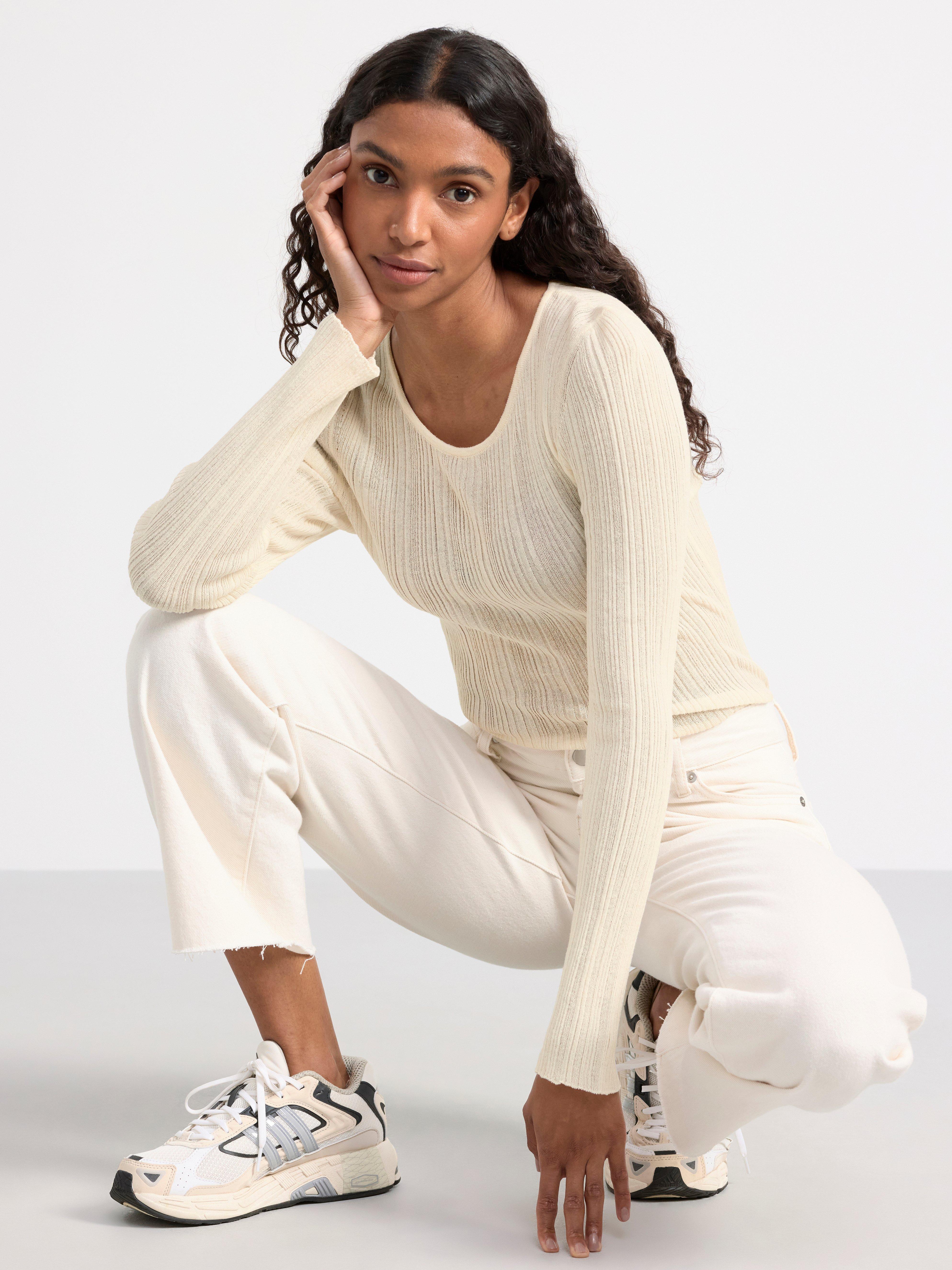 Rib-knit long sleeve top white