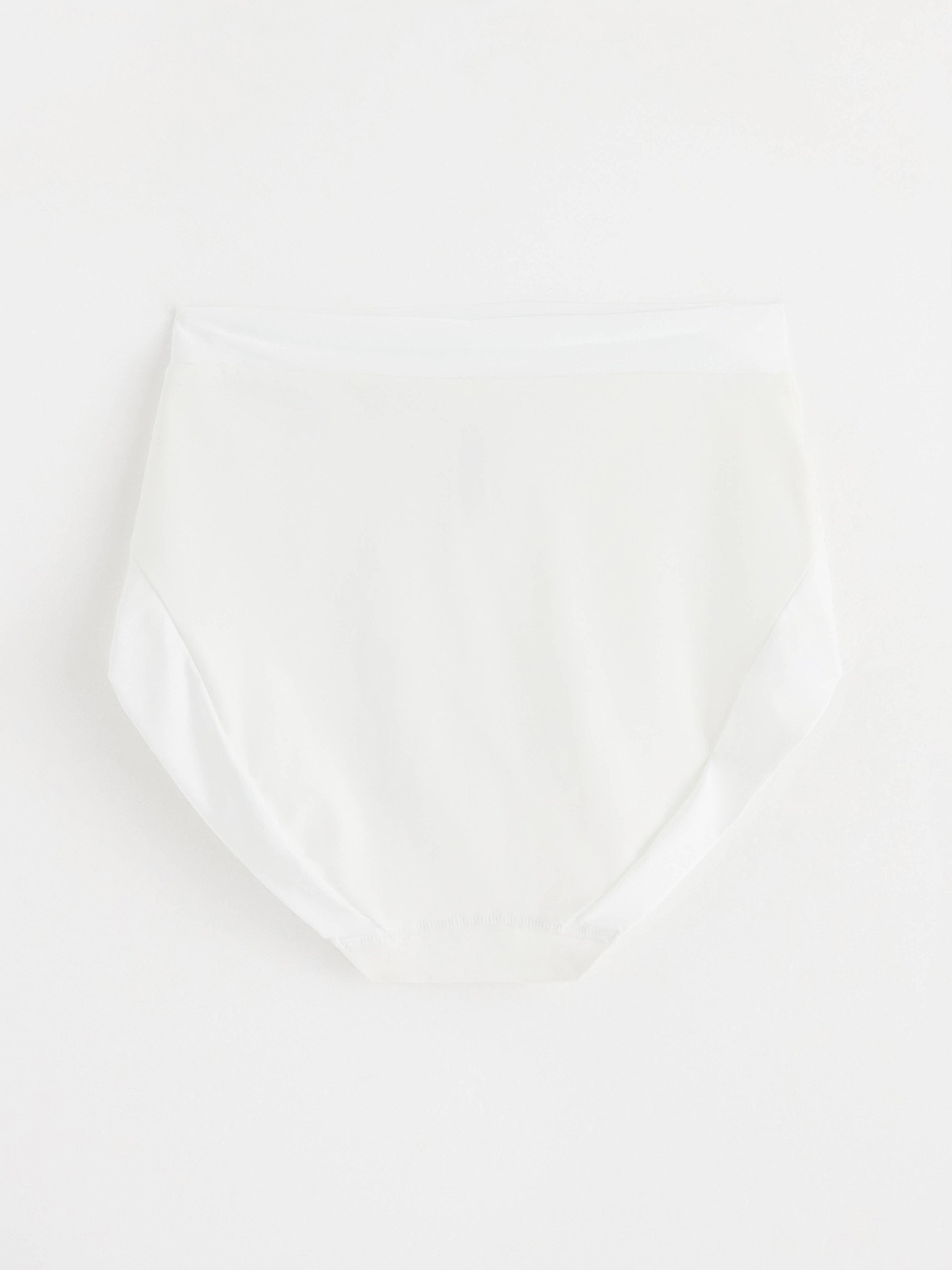 Light support shaping brief White