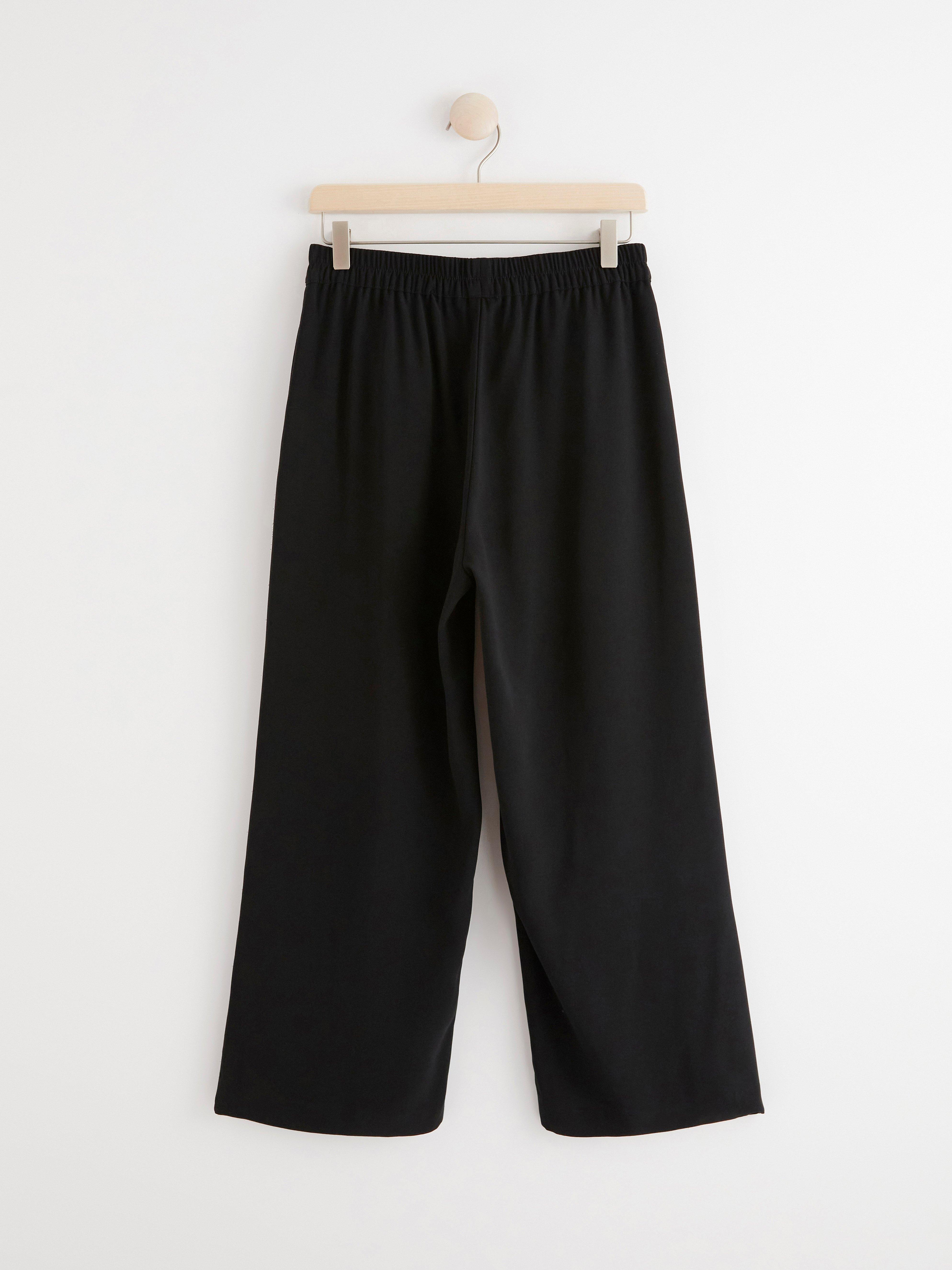 BELLA Straight black trousers Black