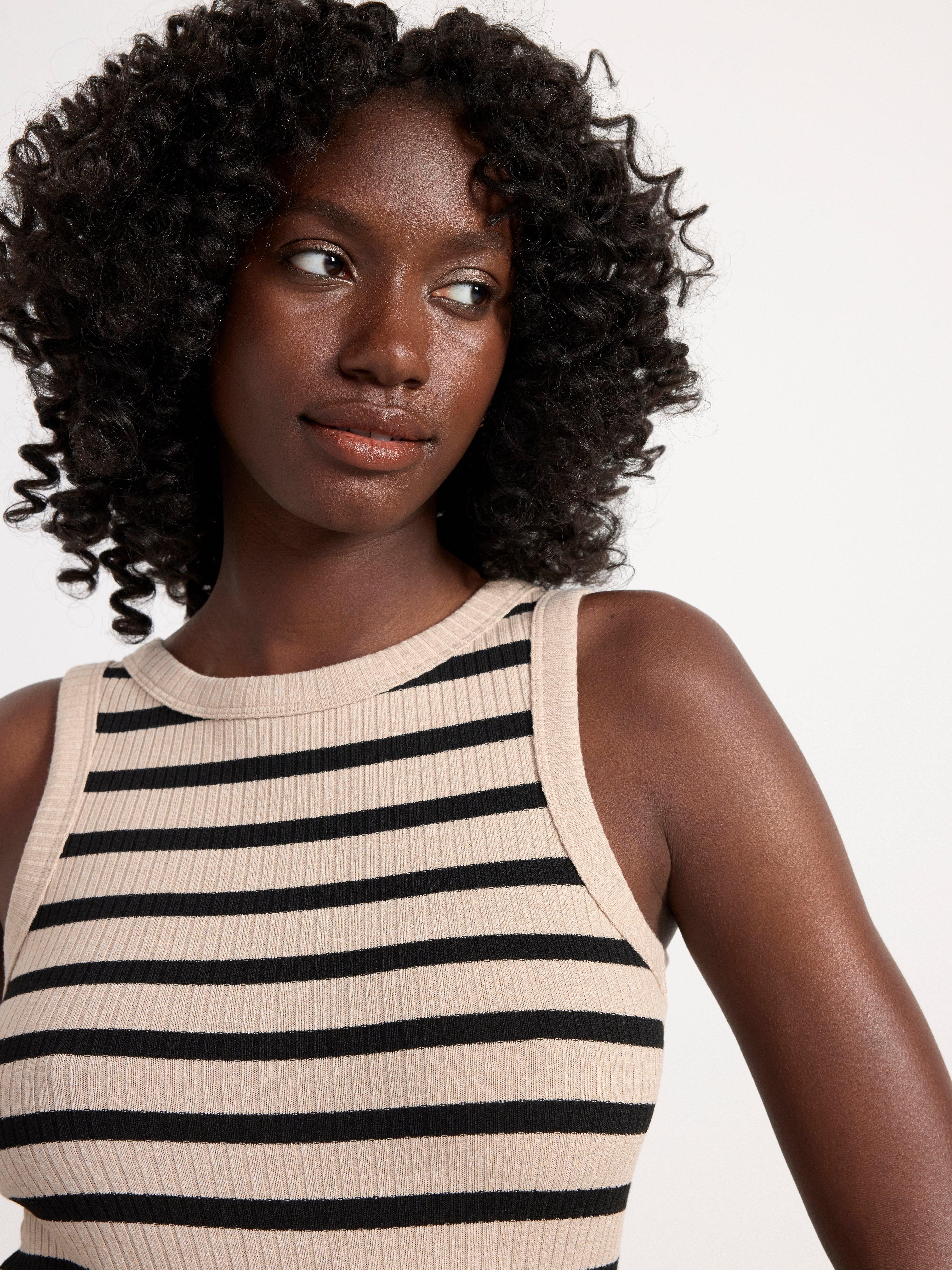 Fitted tank top Black