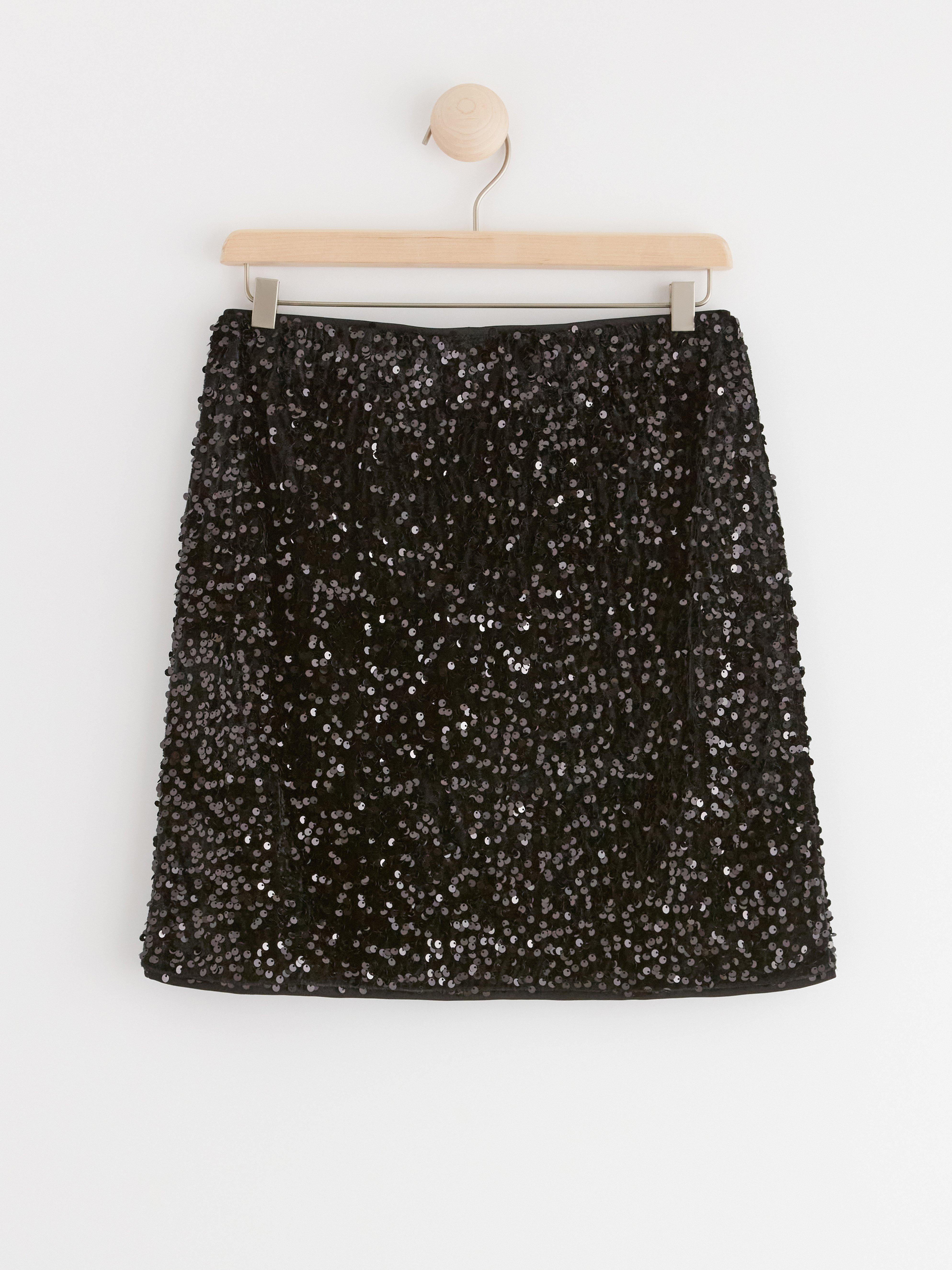 Velvet skirt with sequins Black
