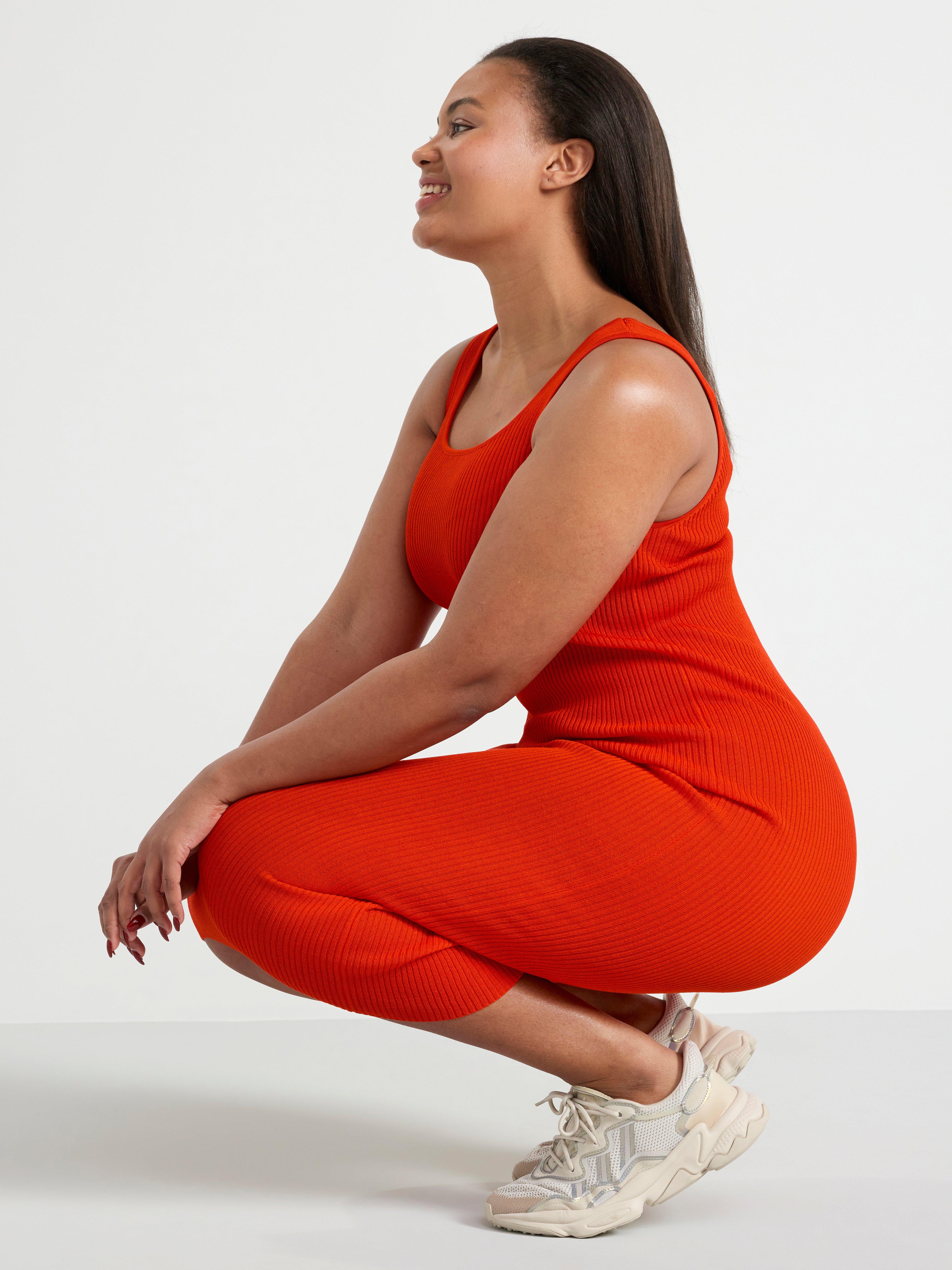 Knitted sleeveless midi dress Red