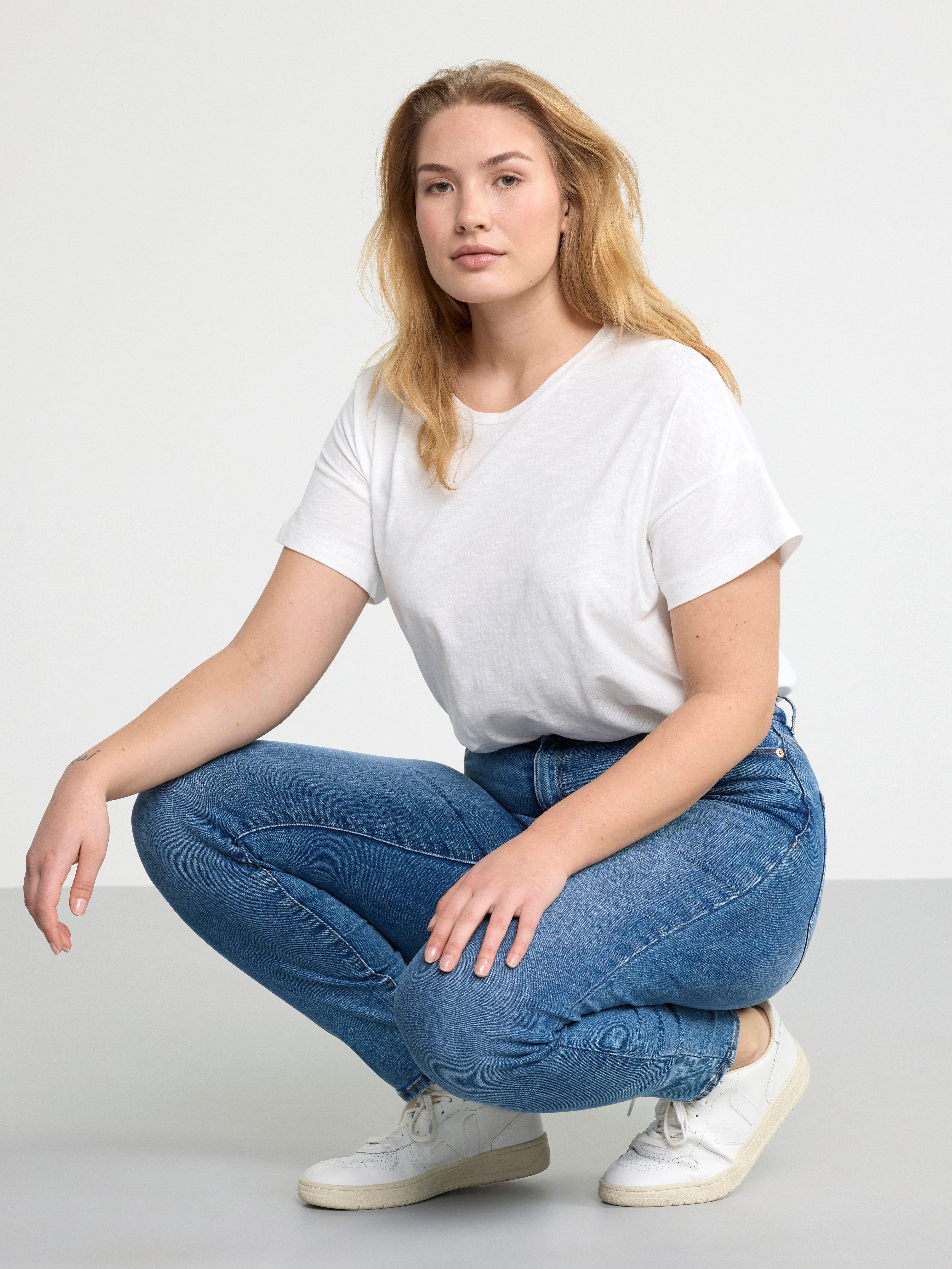 CLARA Curve super stretch jeans with high waist Denim