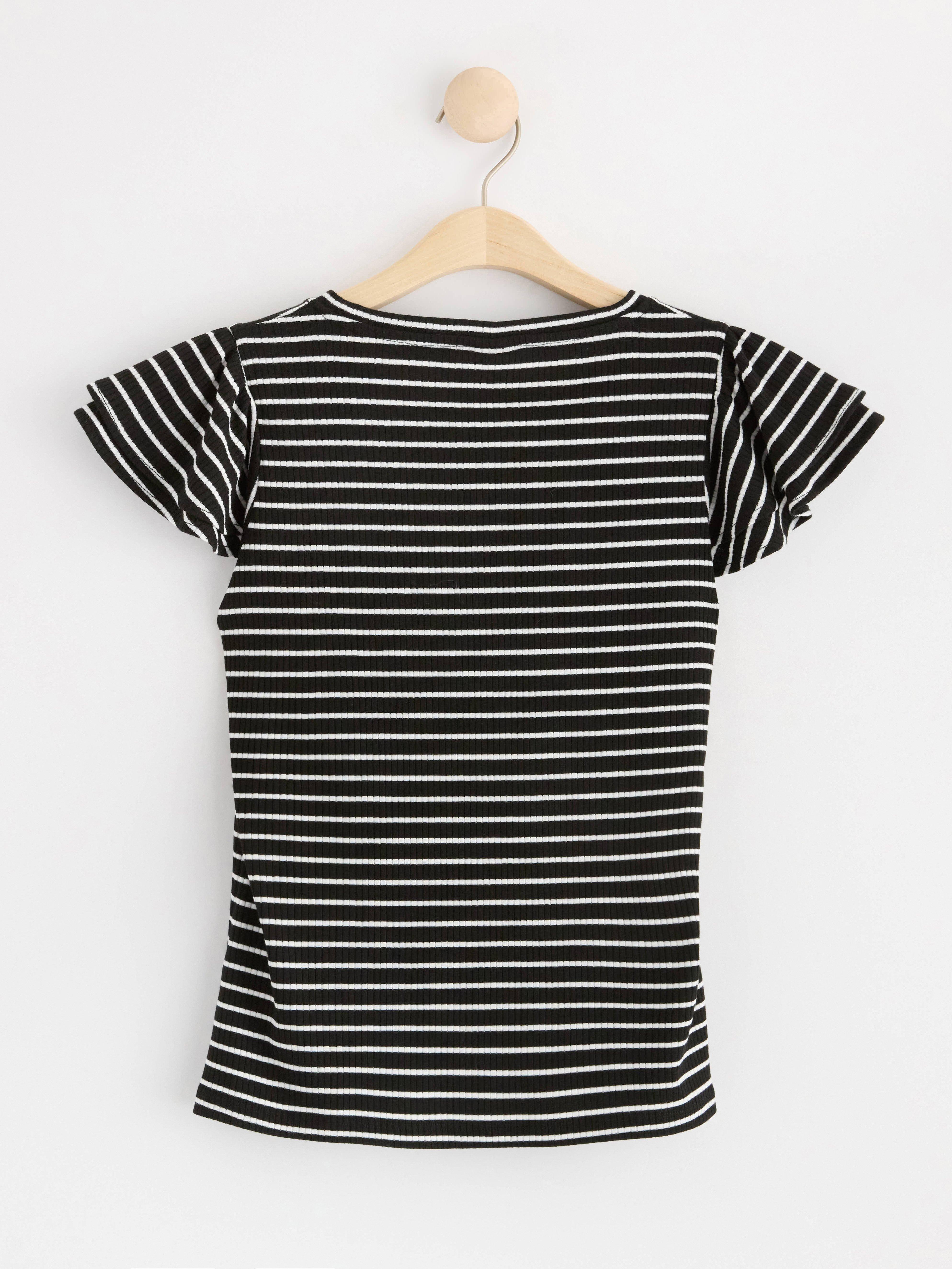 Short sleeve top with flounce Black