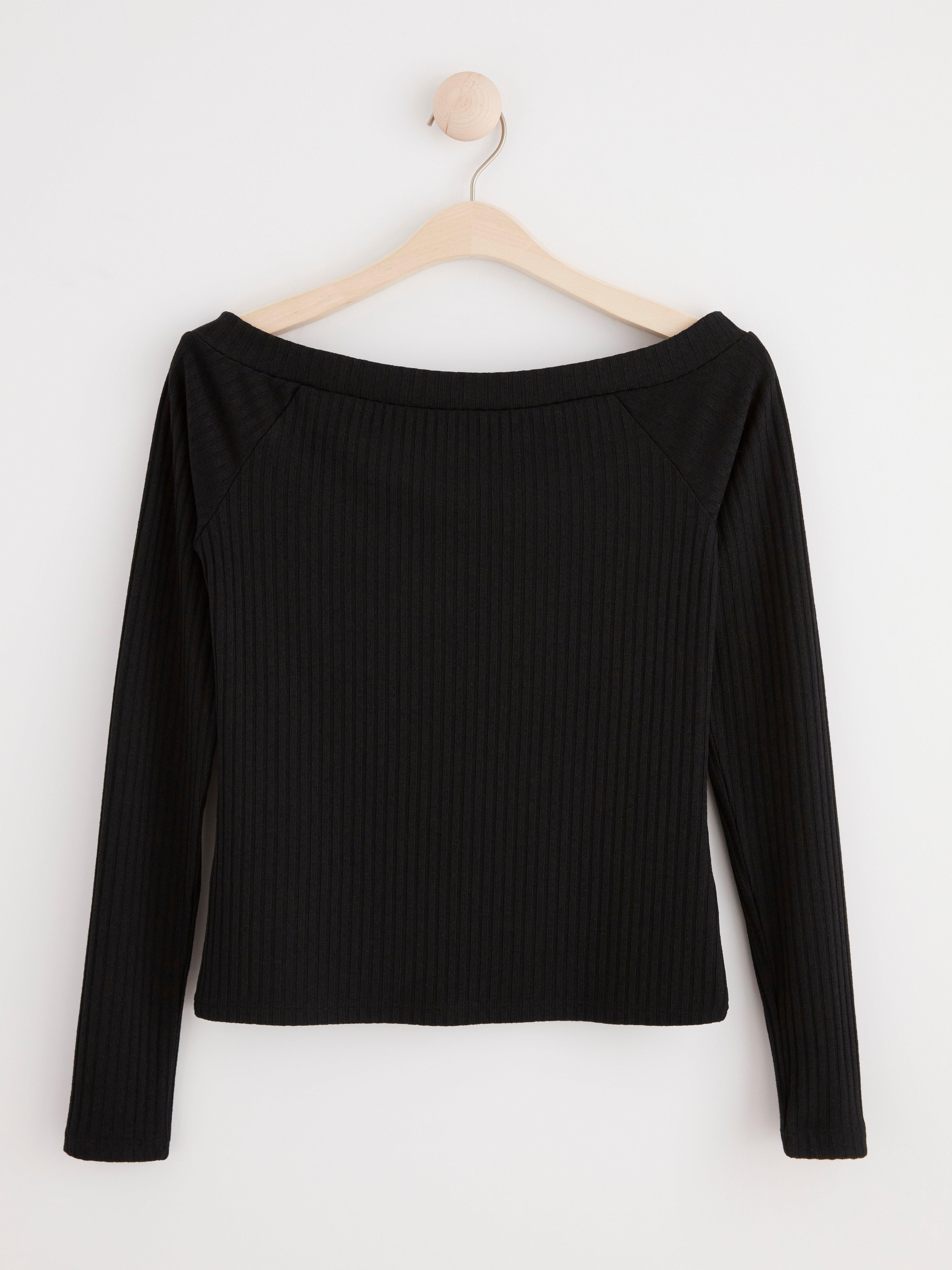Fitted boat neck top Black