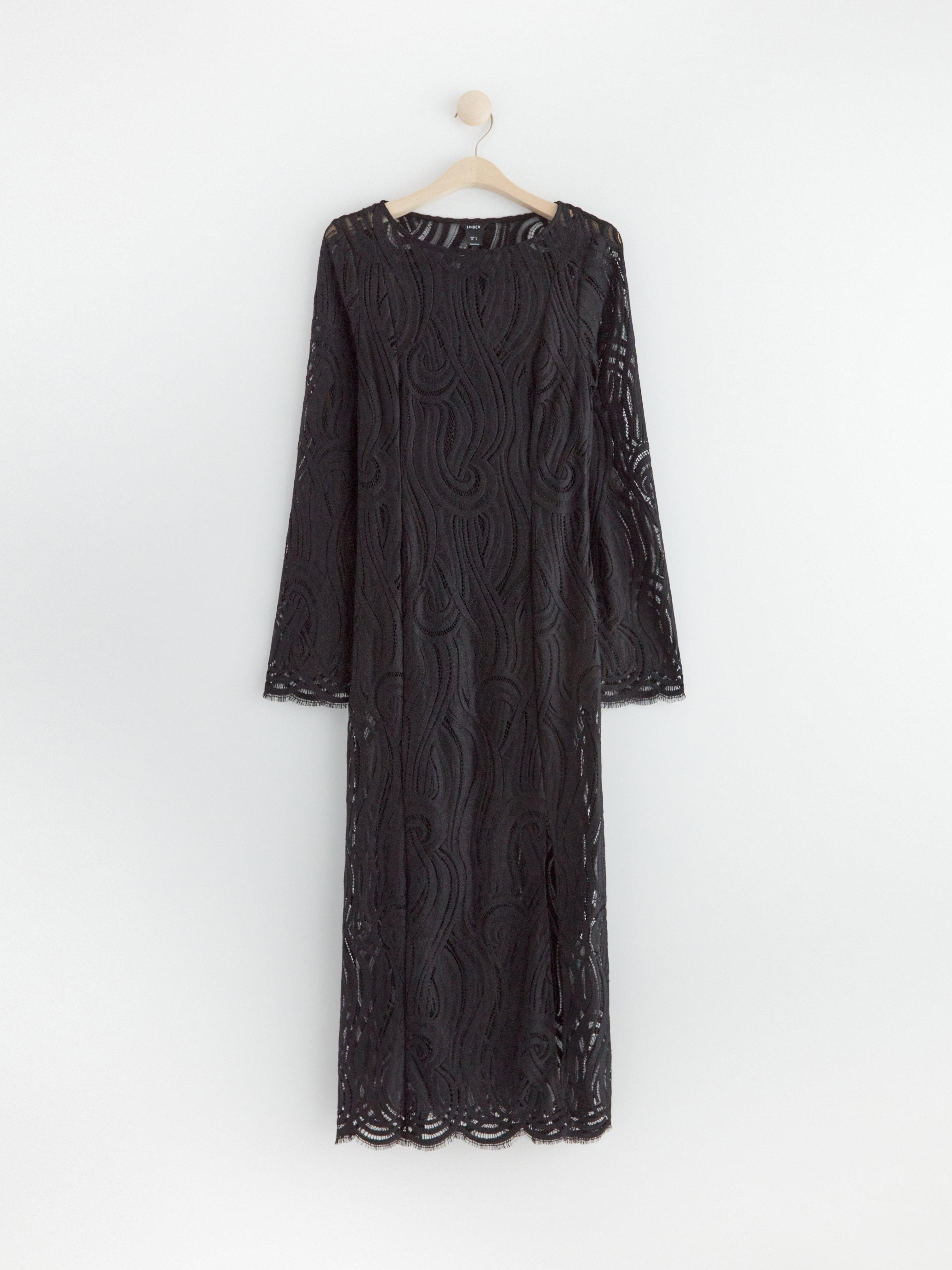 Maxi dress in lace Black