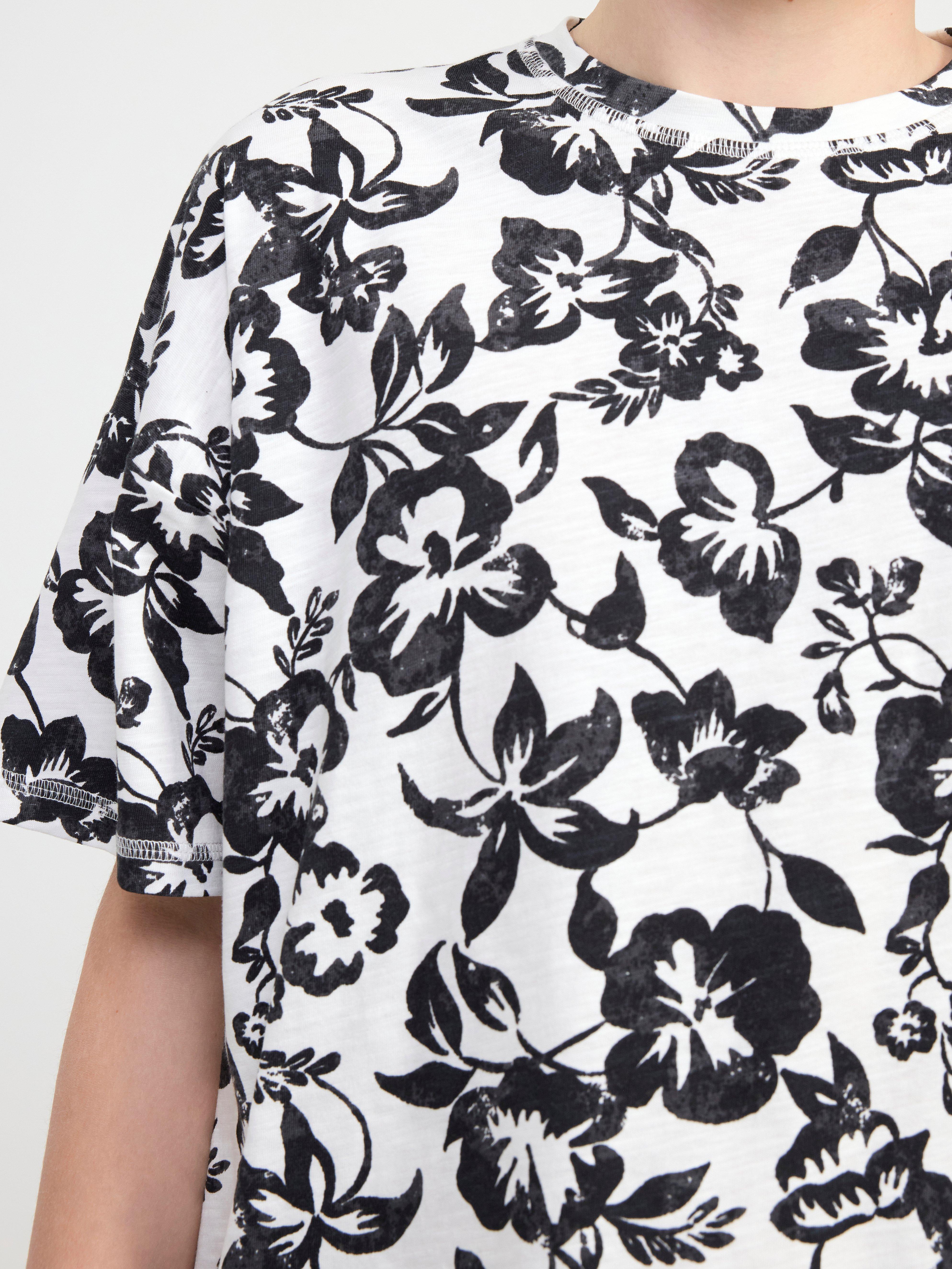 Patterned short sleeve slub jersey top Black