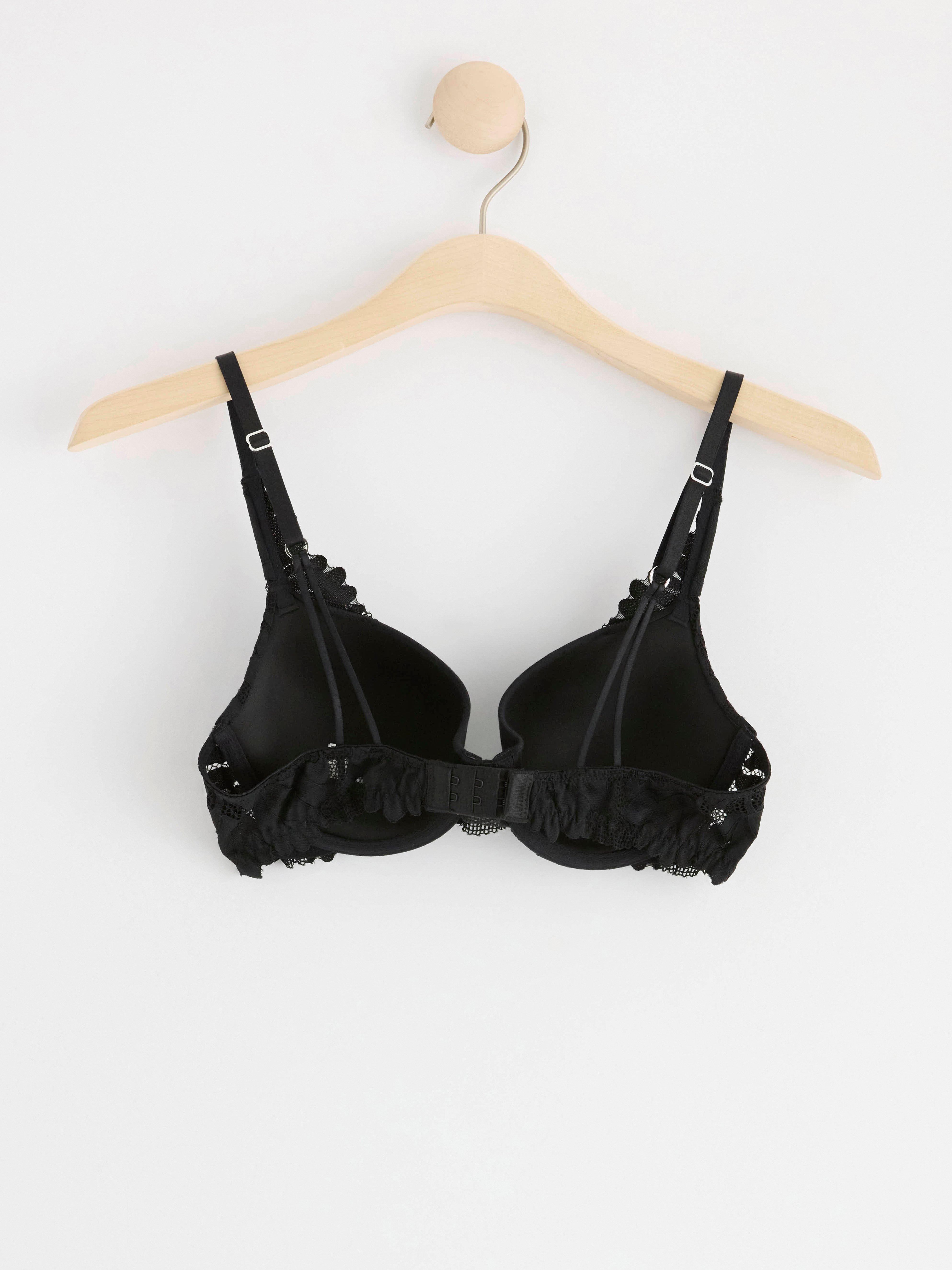 Lilja t-shirt bra with lace Black