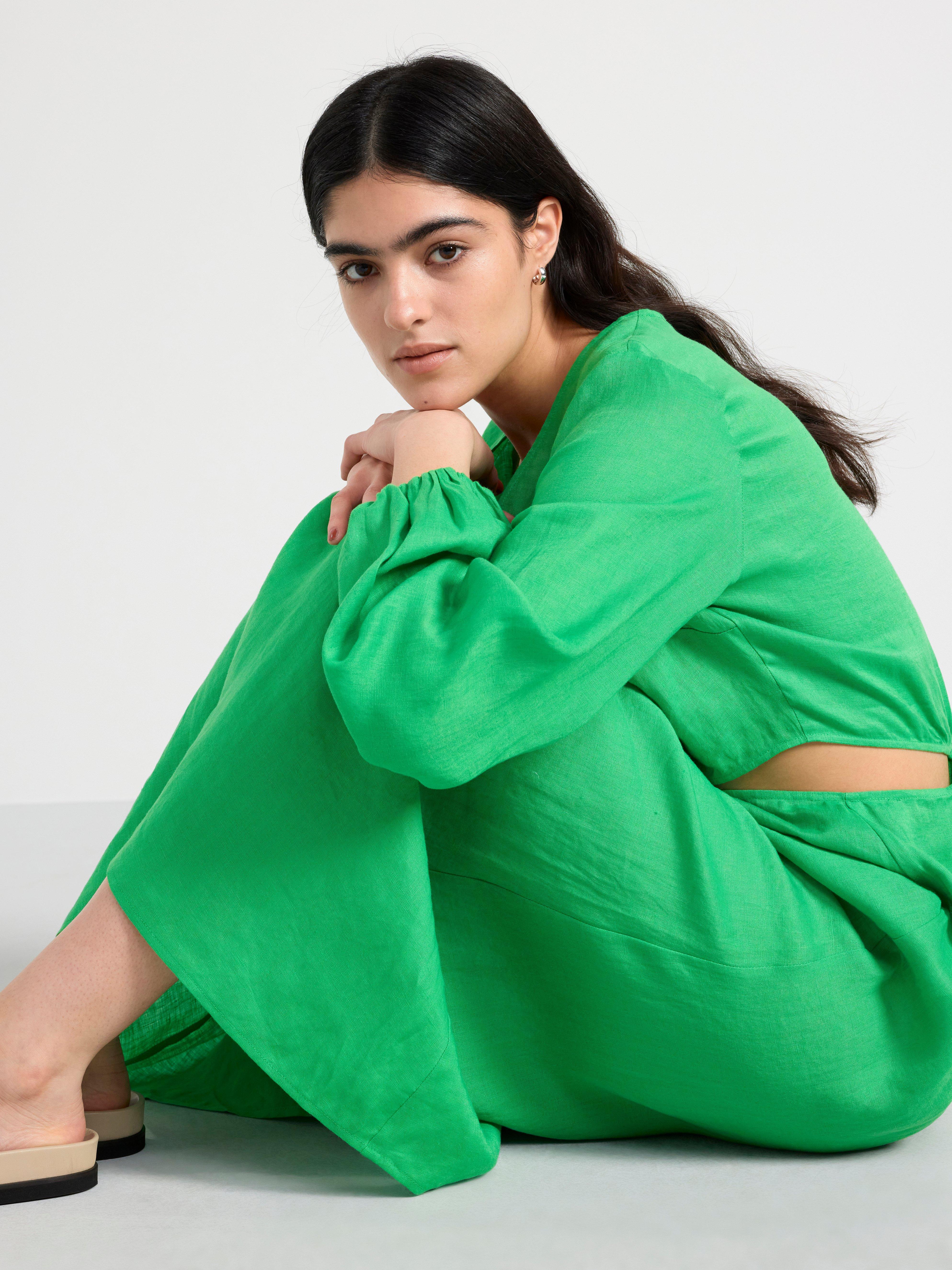 Linen cut out dress Green